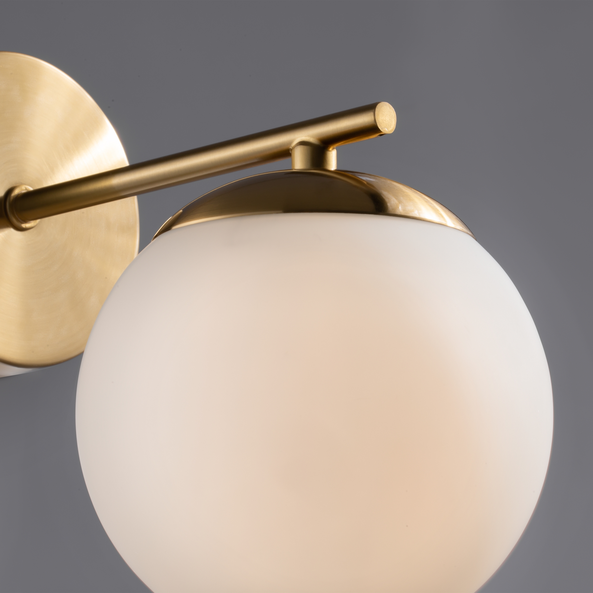 картинка Настенный светильник (бра) Freya FR5230WL-01BS от магазина pro-decor.kz