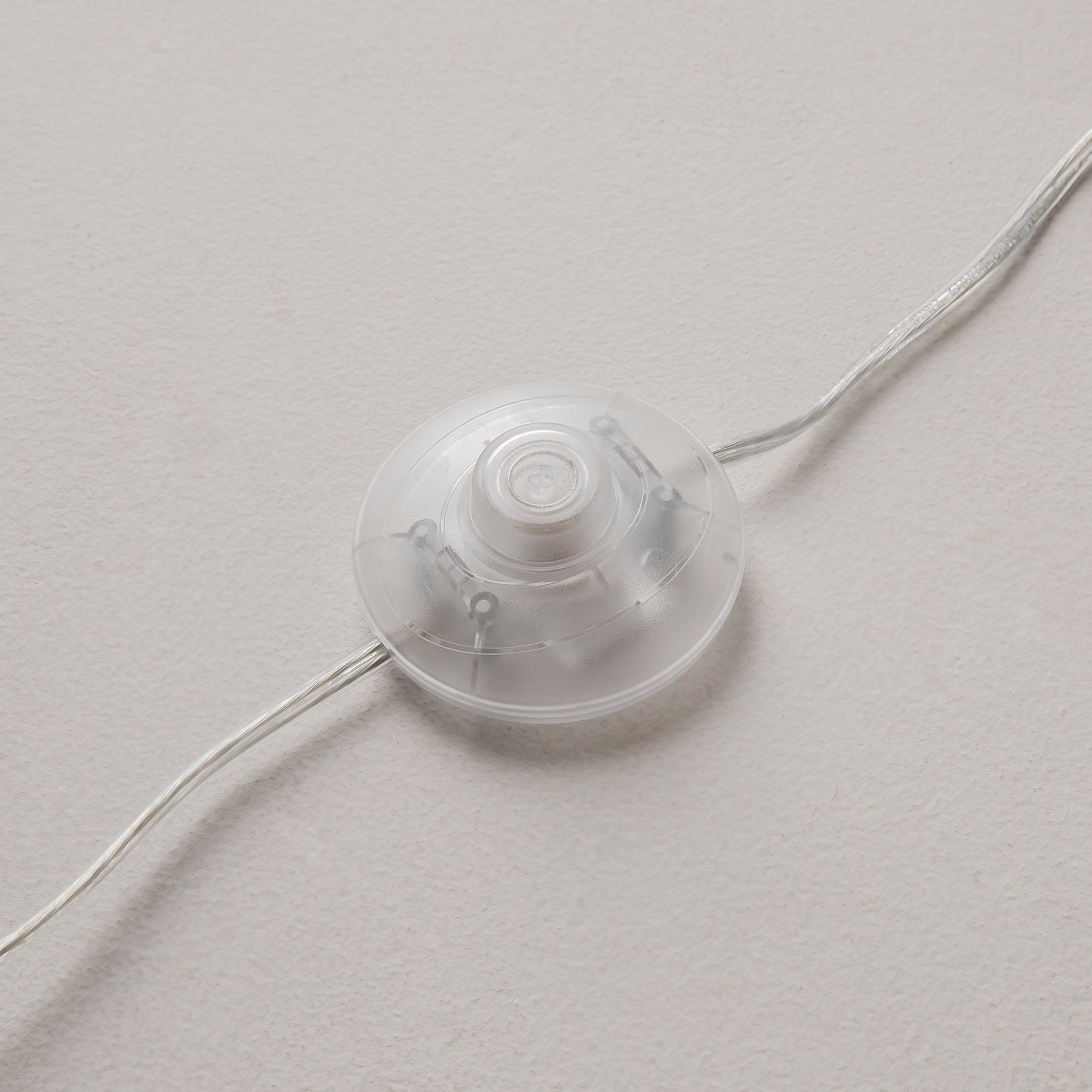 картинка Торшер Maytoni Calvin Z177-FL-01-BR от магазина pro-decor.kz