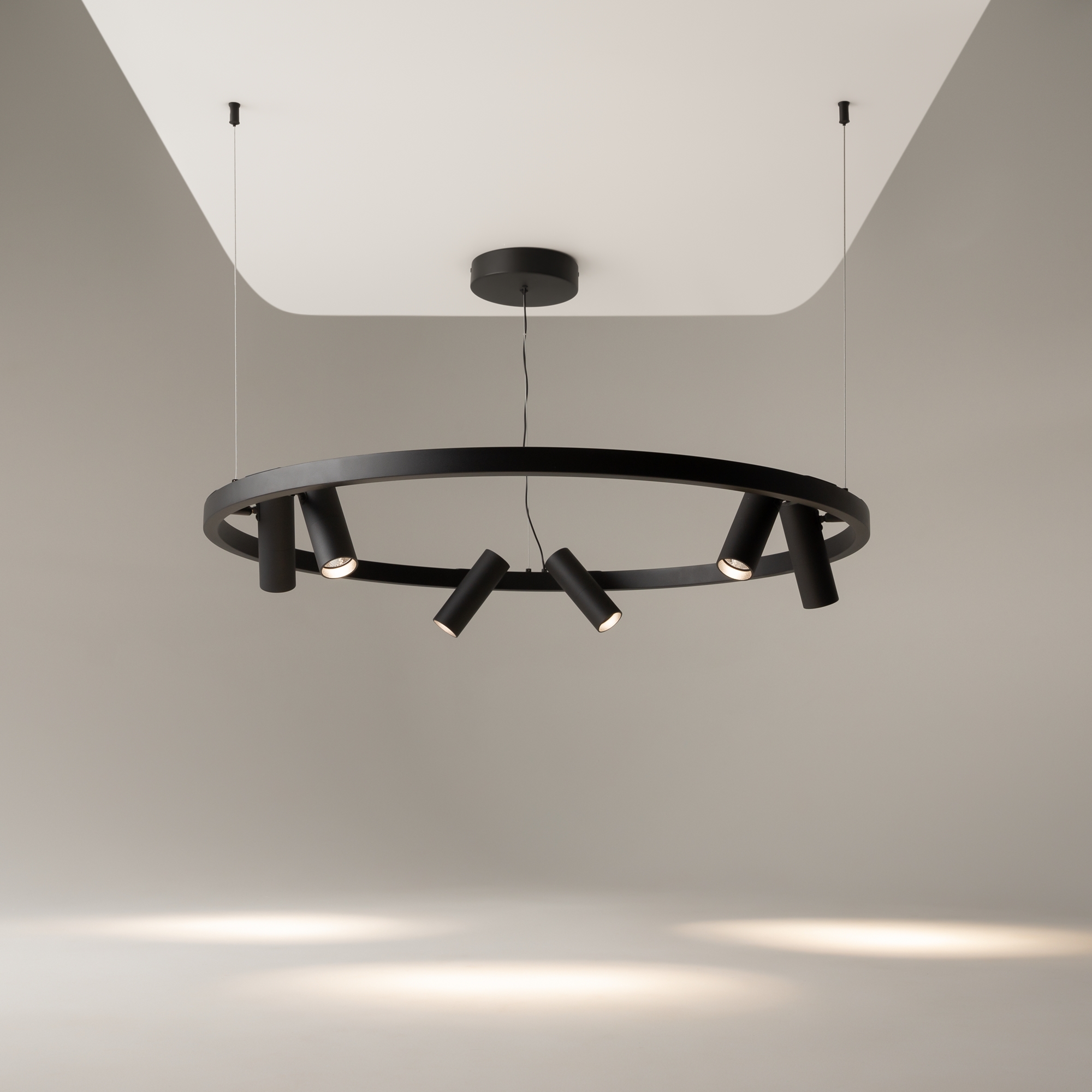 картинка Подвесной светильник Maytoni MOD102PL-L42BK магазин pro-decor.kz являющийся официальным дистрибьютором в Казахстане картинка Подвесной светильник Maytoni MOD102PL-L42BK от магазина pro-decor.kz