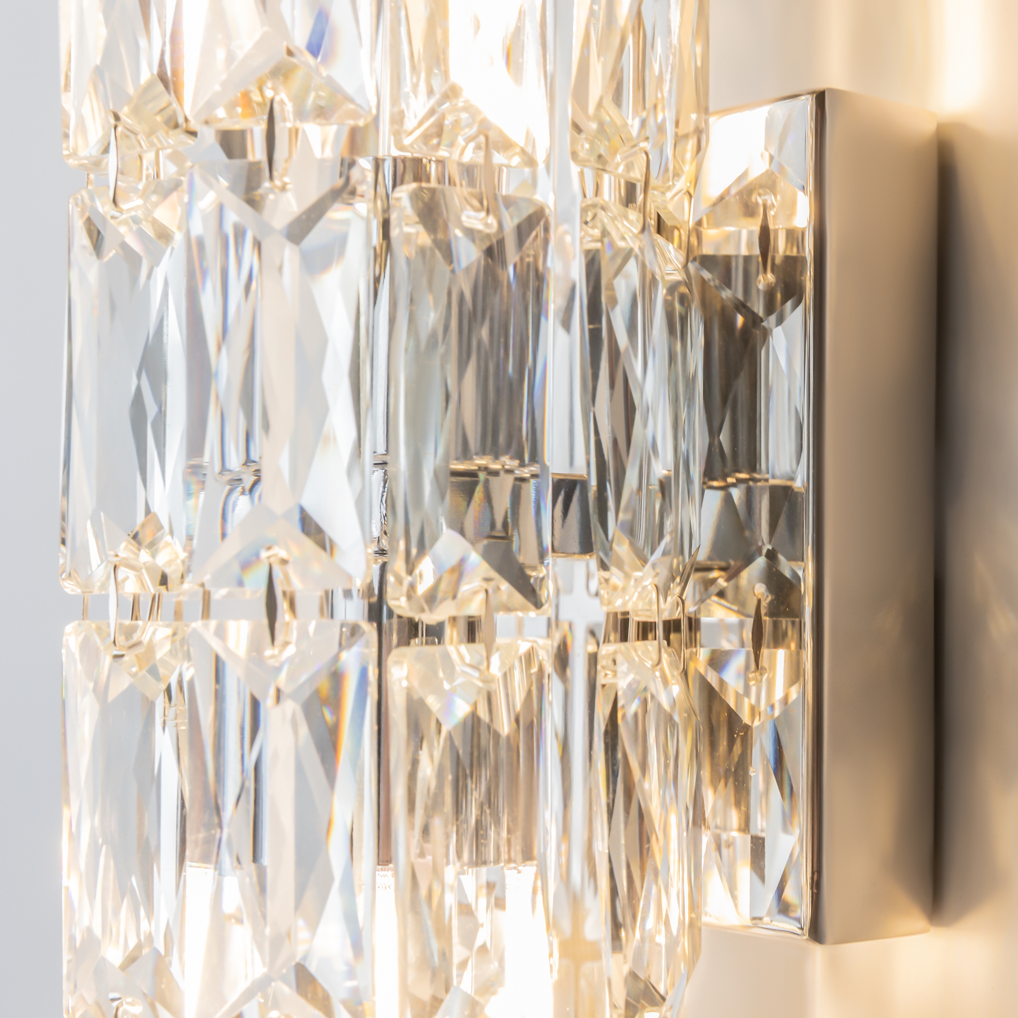 картинка Бра Maytoni Talento DIA008WL-02CH от магазина pro-decor.kz