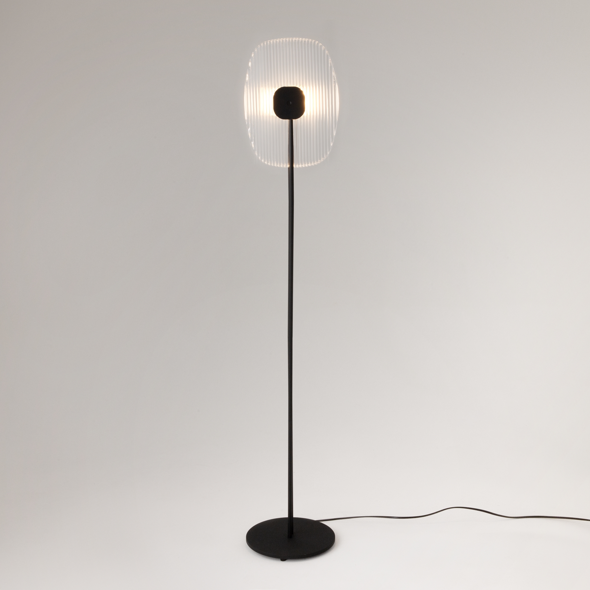 картинка Напольный светильник (торшер) Maytoni MOD152FL-L1BK от магазина pro-decor.kz