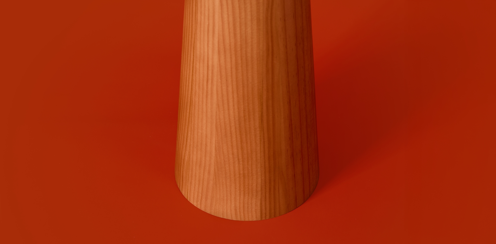 картинка Напольный светильник (торшер) Freya FR5626FL-01T Swan от магазина pro-decor.kz