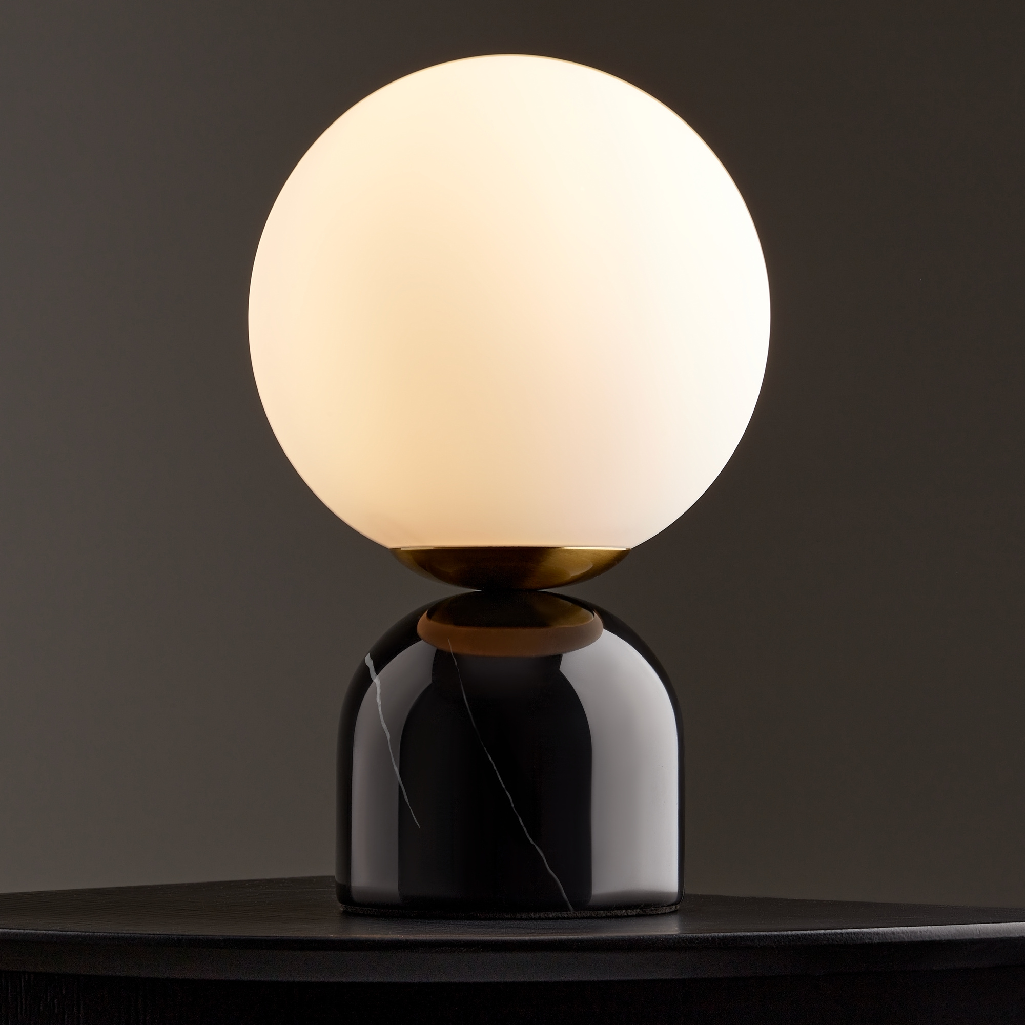 картинка Настольный светильник Freya FR5288TL-01B1 от магазина pro-decor.kz