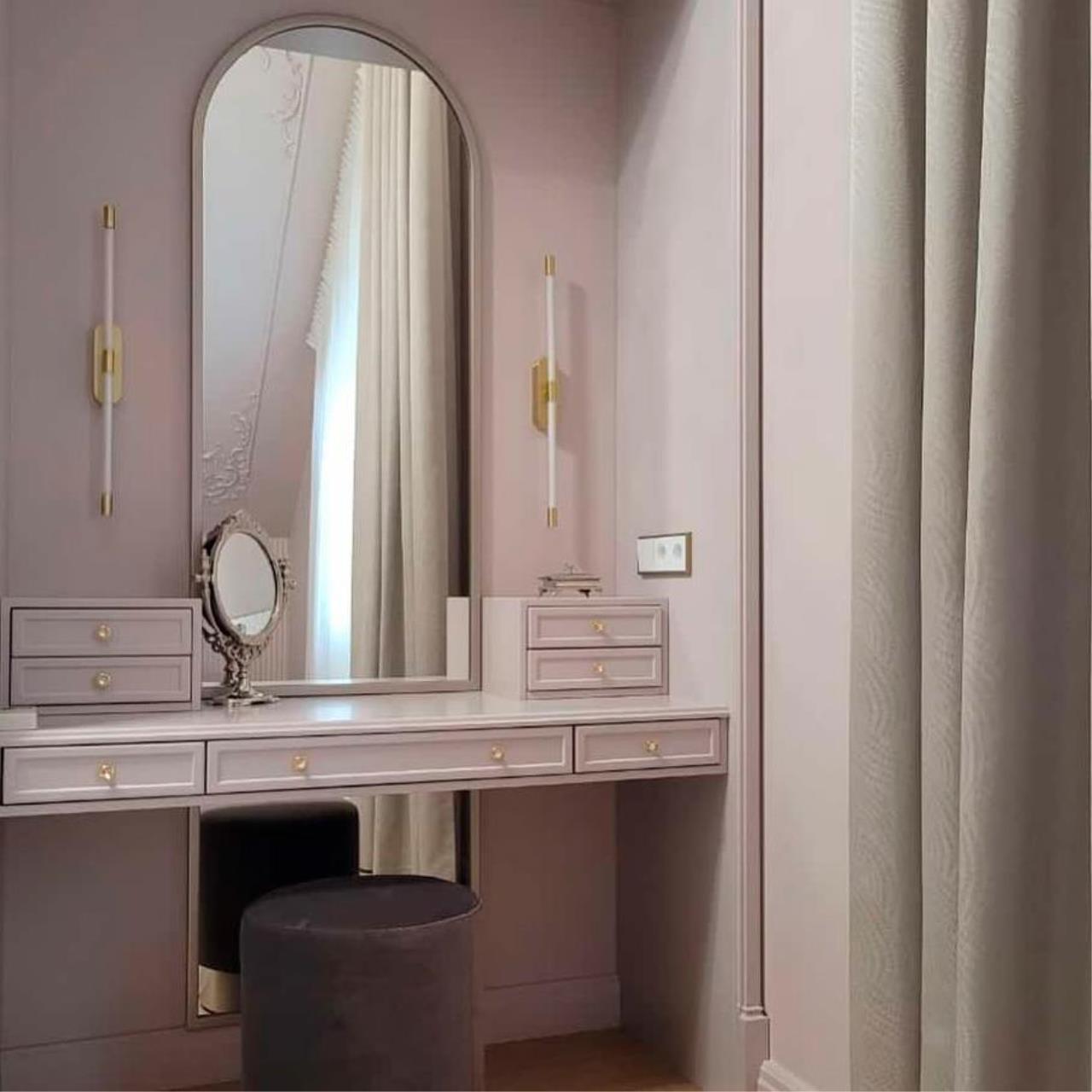 картинка Настенный светильник Arrow 4049-2W магазин pro-decor.kz являющийся официальным дистрибьютором в Казахстане картинка Настенный светильник Arrow 4049-2W от магазина pro-decor.kz