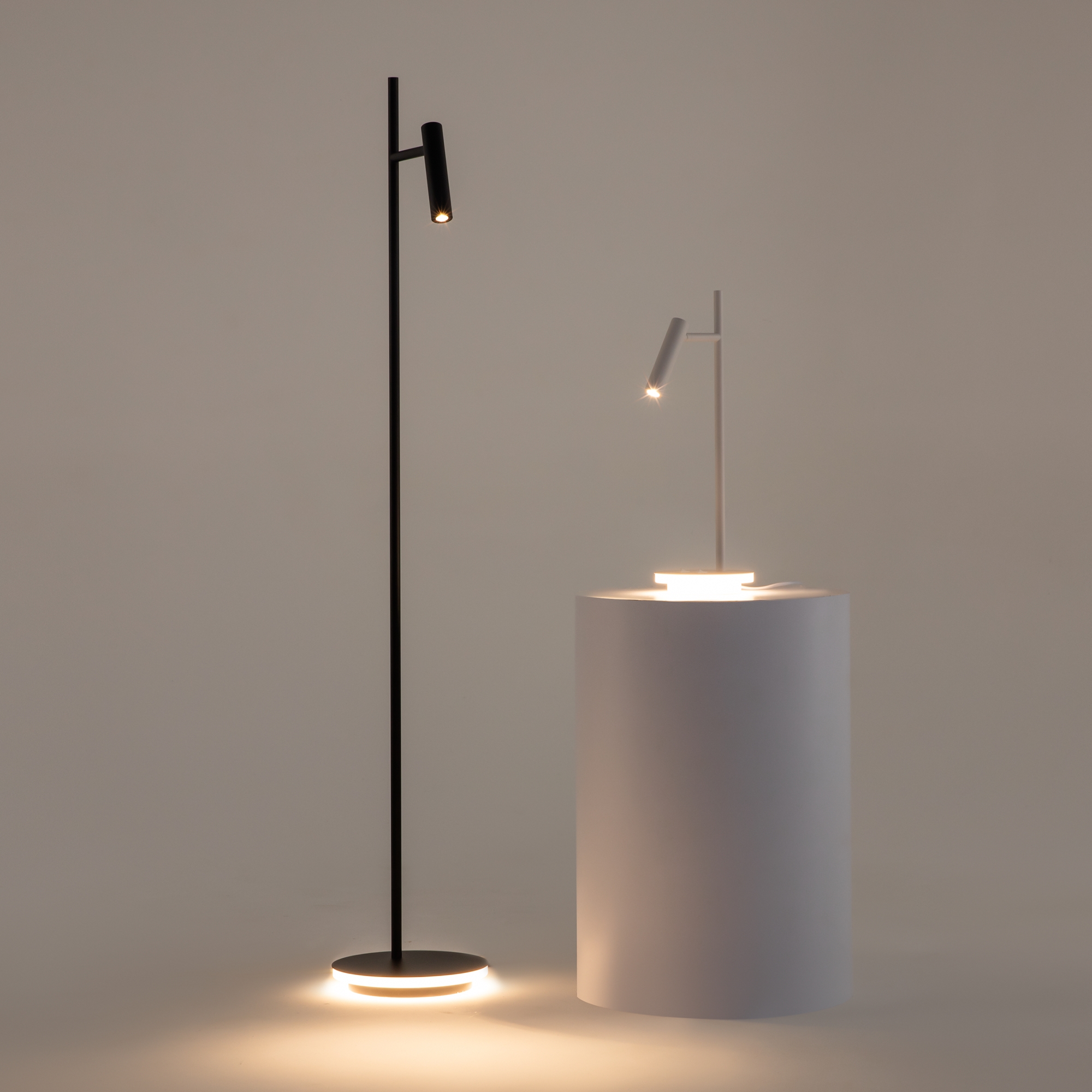 картинка Настольная лампа Maytoni Estudo Z010TL-L8W3K от магазина pro-decor.kz