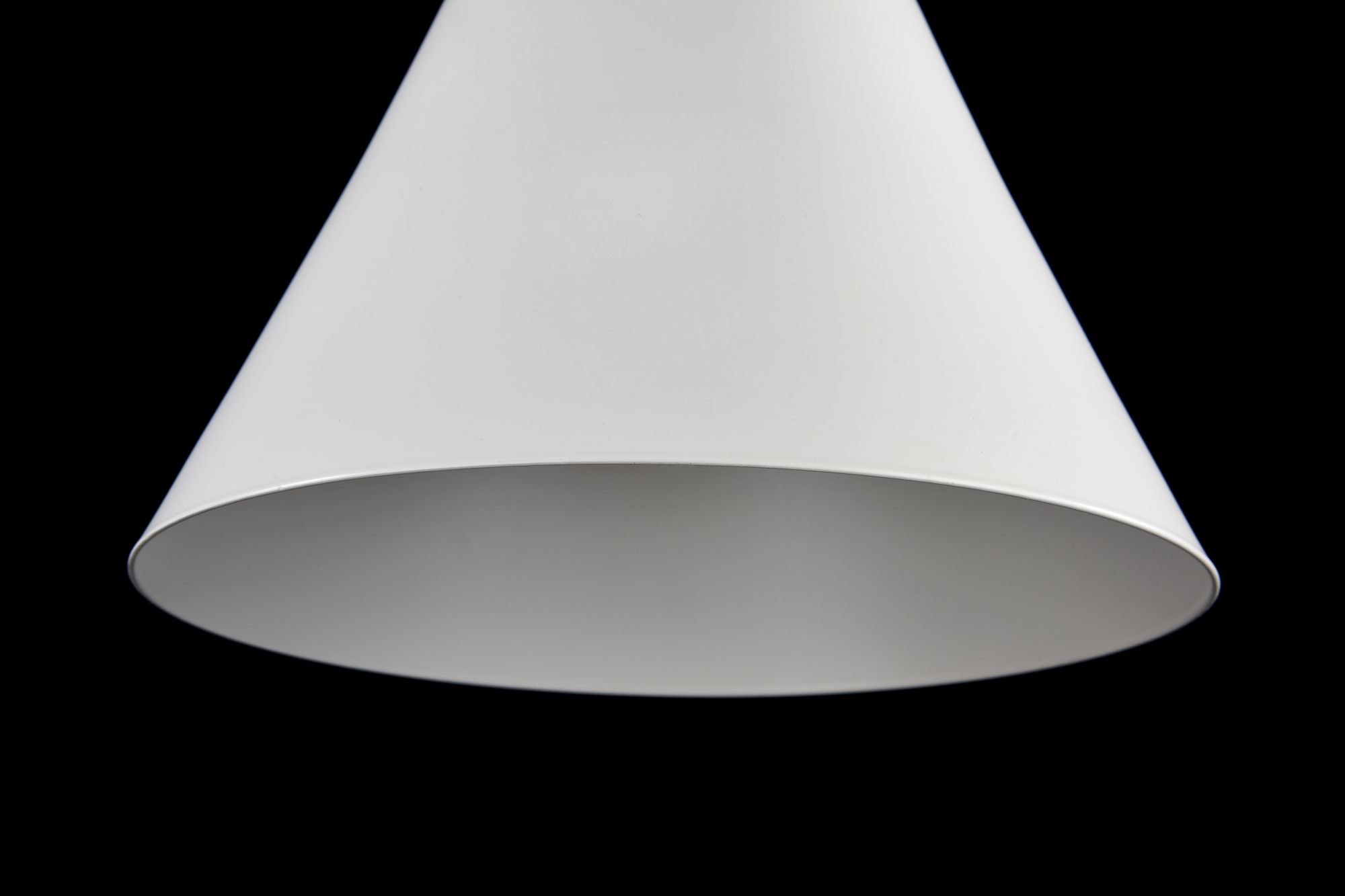картинка Подвесной светильник Maytoni Bicones P359-PL-01-W магазин pro-decor.kz являющийся официальным дистрибьютором в Казахстане картинка Подвесной светильник Maytoni Bicones P359-PL-01-W от магазина pro-decor.kz