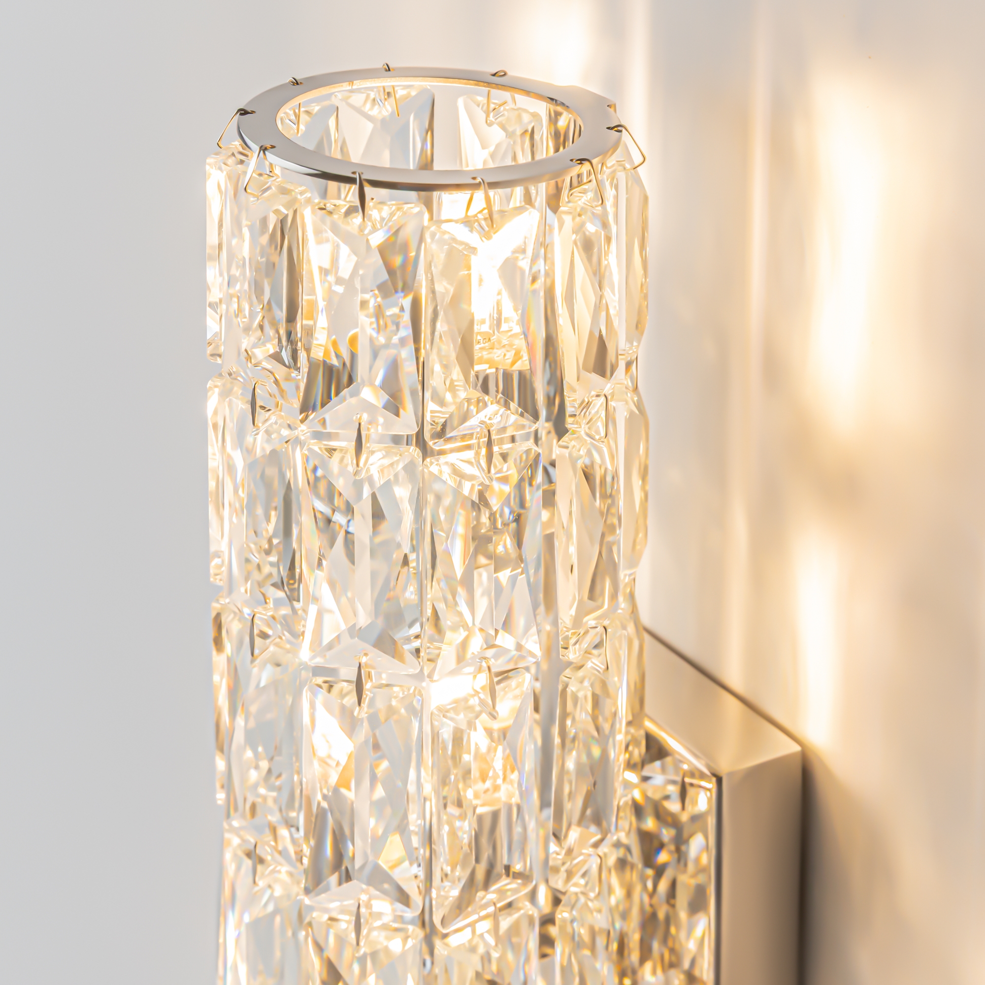 картинка Бра Maytoni Talento DIA008WL-02CH от магазина pro-decor.kz