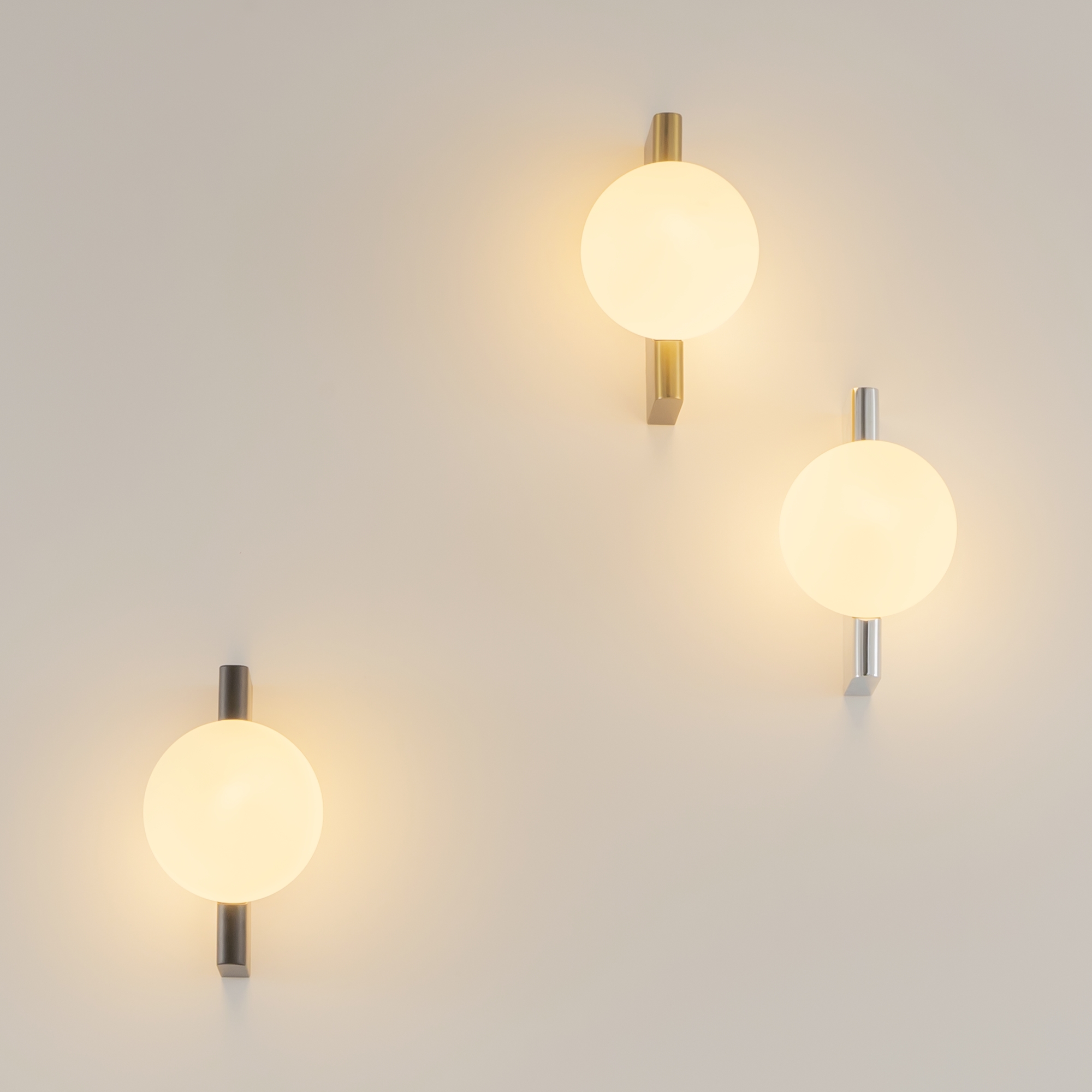 картинка Настенный светильник (бра) Maytoni MOD324WL-01BS магазин pro-decor.kz являющийся официальным дистрибьютором в Казахстане картинка Настенный светильник (бра) Maytoni MOD324WL-01BS от магазина pro-decor.kz