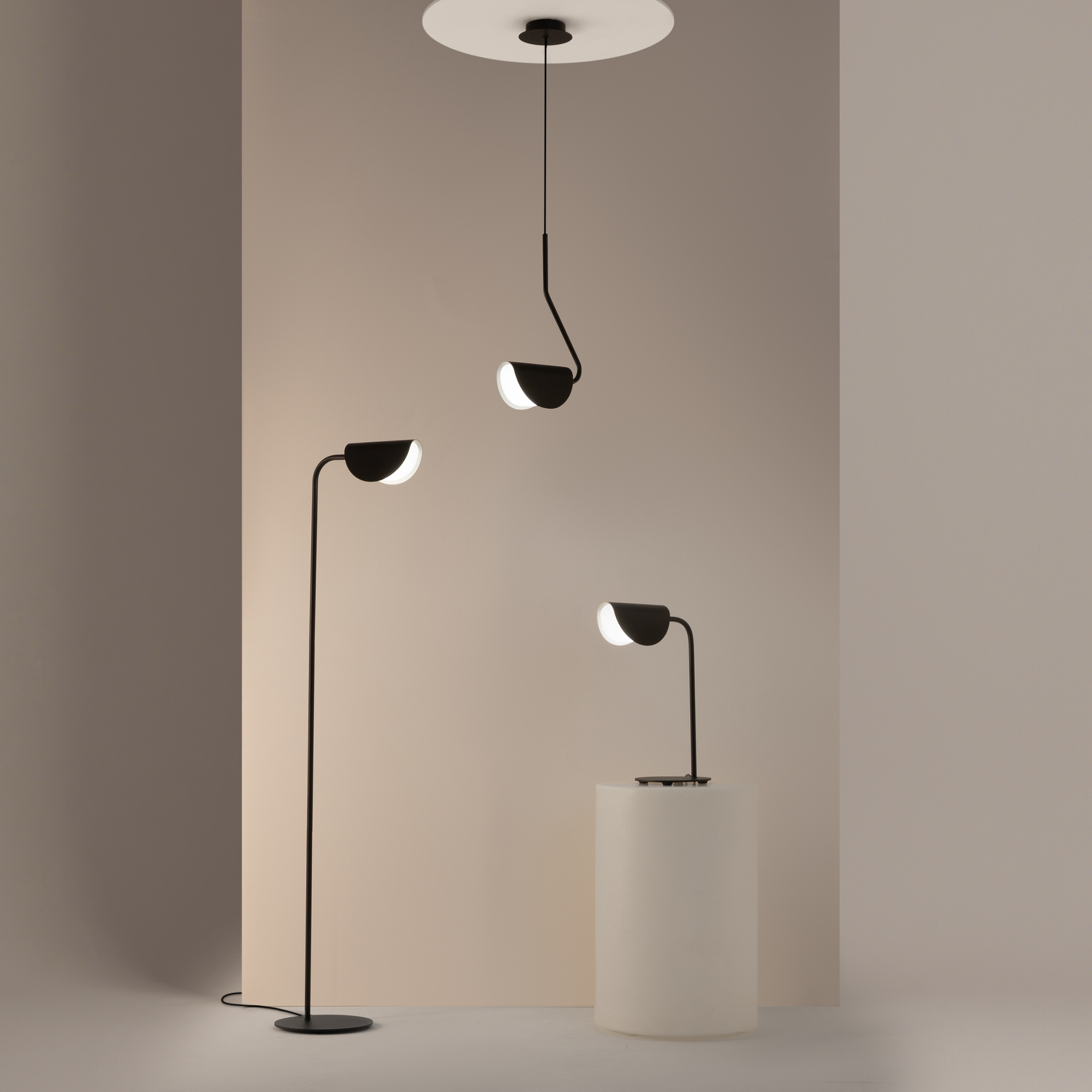 картинка Настольная лампа Technical MOD126TL-01B от магазина pro-decor.kz
