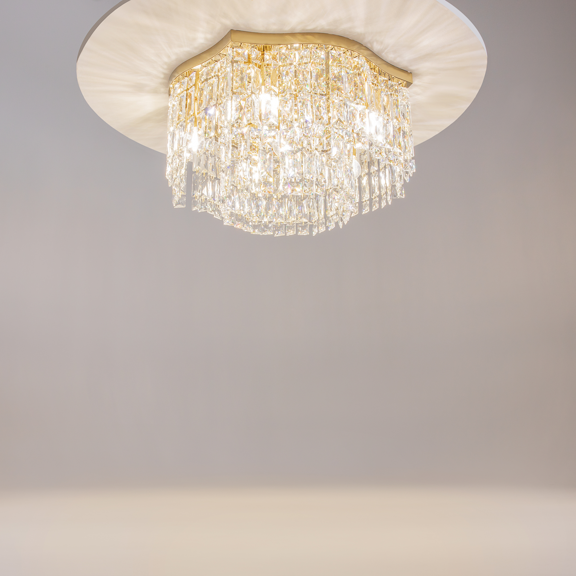 картинка Потолочный светильник Maytoni DIA005CL-06G от магазина pro-decor.kz