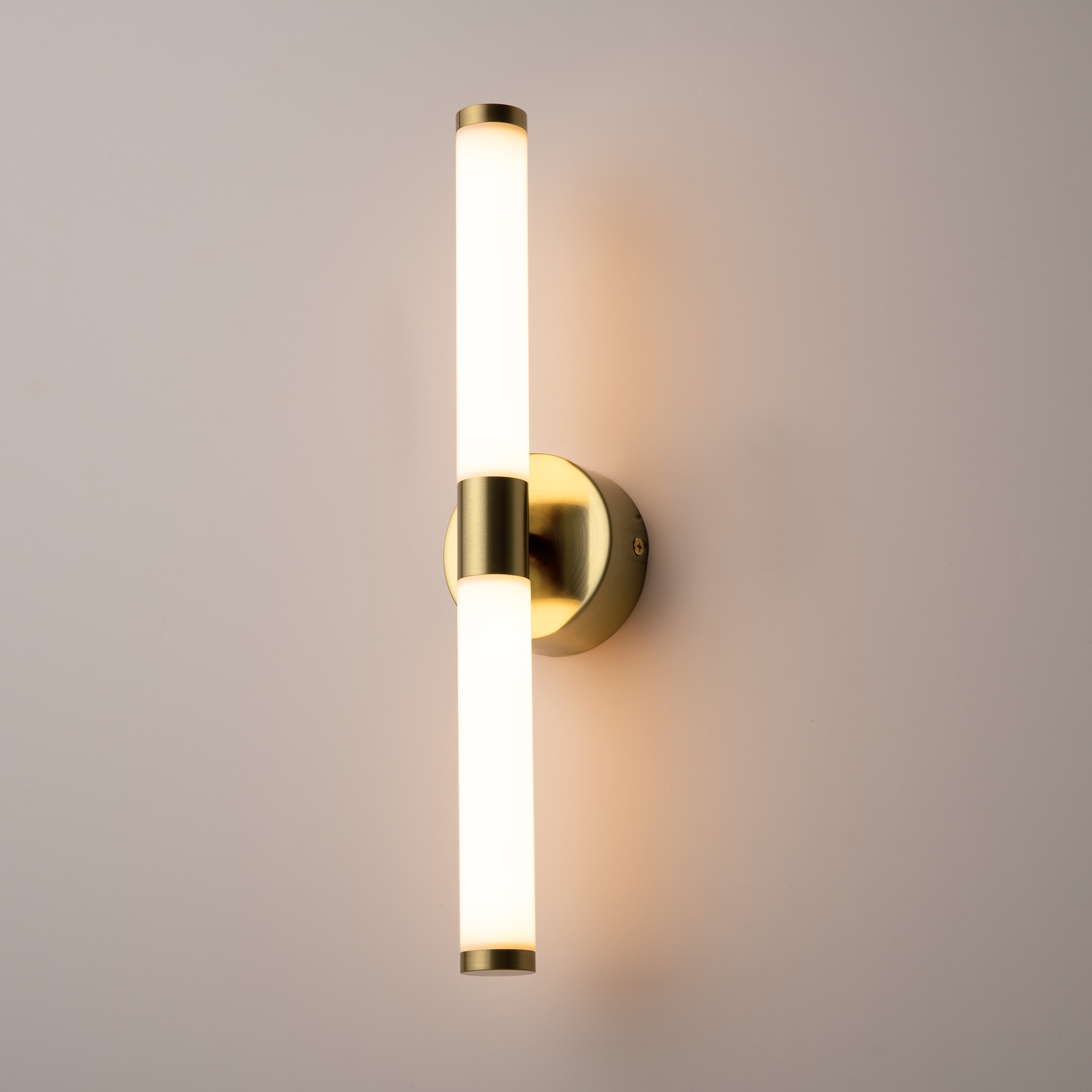 картинка Бра Technical MOD106WL-L10G3K от магазина pro-decor.kz
