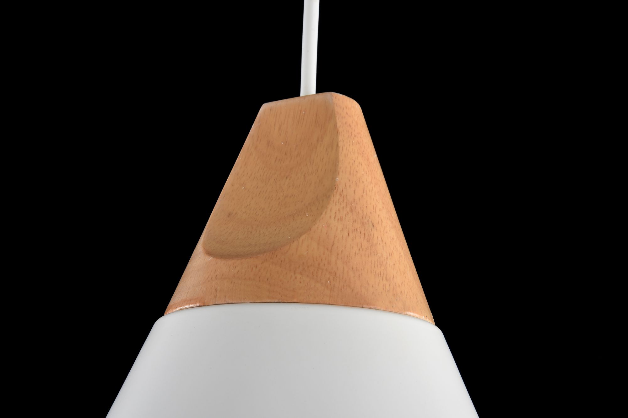 картинка Подвесной светильник Maytoni Bicones P359-PL-01-W магазин pro-decor.kz являющийся официальным дистрибьютором в Казахстане картинка Подвесной светильник Maytoni Bicones P359-PL-01-W от магазина pro-decor.kz