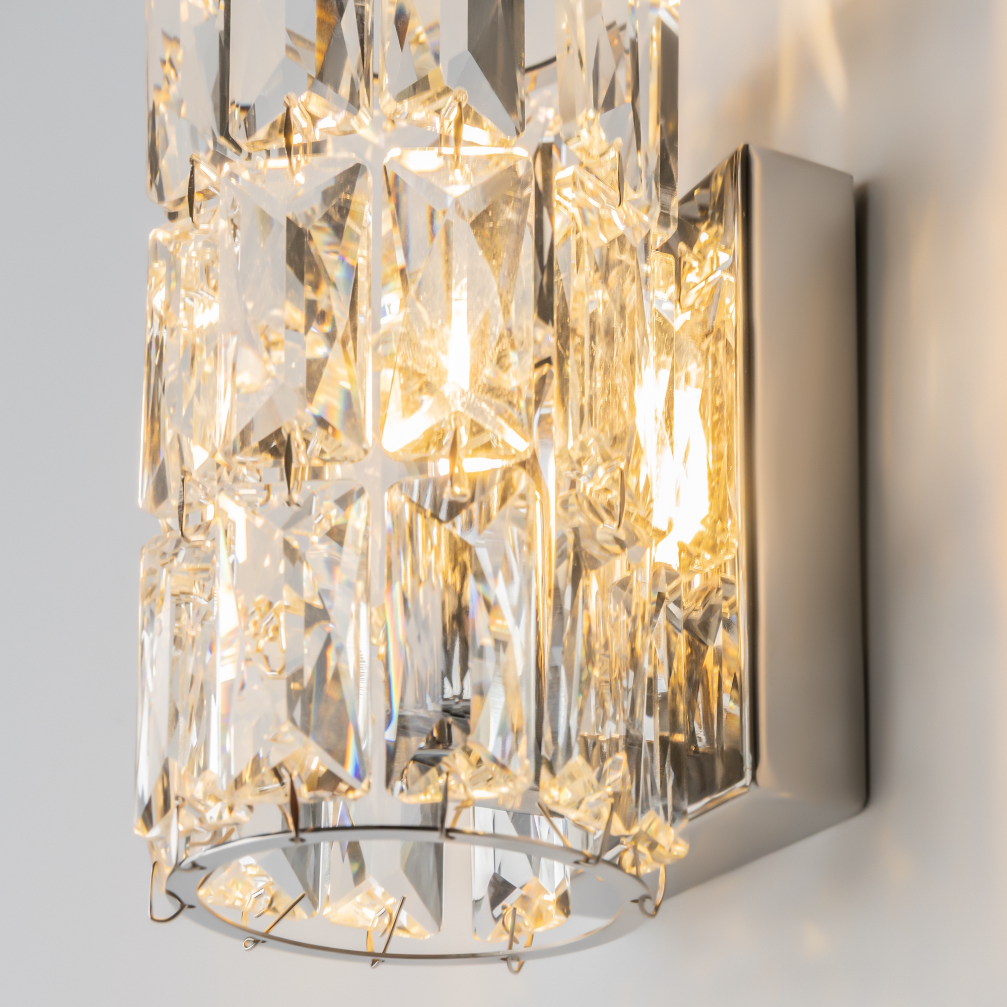 картинка Бра Maytoni Talento DIA008WL-1CH от магазина pro-decor.kz