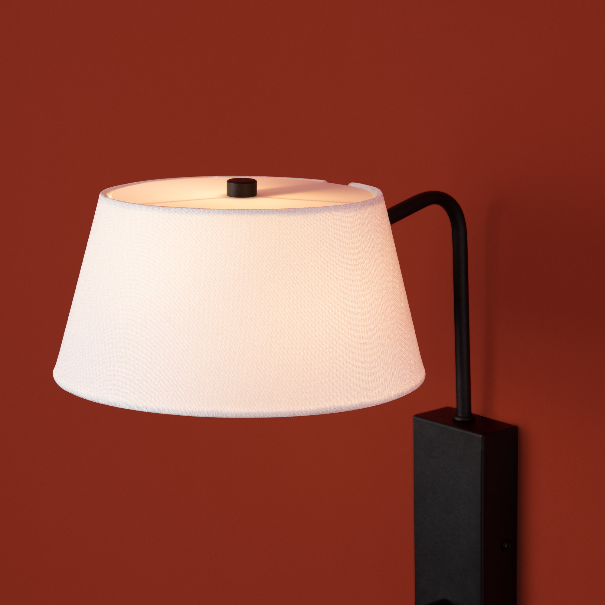 картинка Настенный светильник (бра) Freya FR2066WL-L40B FLINT от магазина pro-decor.kz