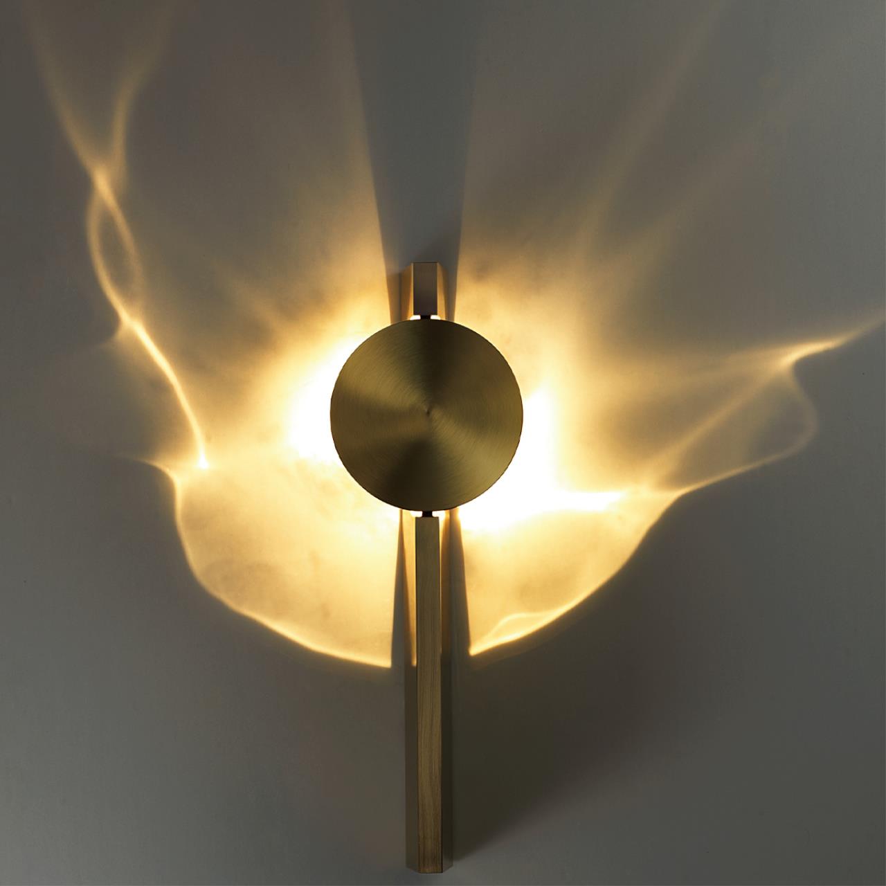 картинка 7096/3WL Odeon Light Настенный светильник REFLECTION магазин pro-decor.kz являющийся официальным дистрибьютором в Казахстане картинка 7096/3WL Odeon Light Настенный светильник REFLECTION от магазина pro-decor.kz