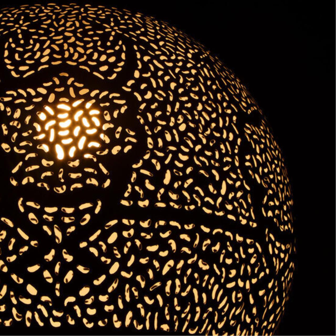 картинка Подвесной светильник Arte Lamp CELESTA A7057SP-1WH магазин pro-decor.kz являющийся официальным дистрибьютором в Казахстане картинка Подвесной светильник Arte Lamp CELESTA A7057SP-1WH от магазина pro-decor.kz