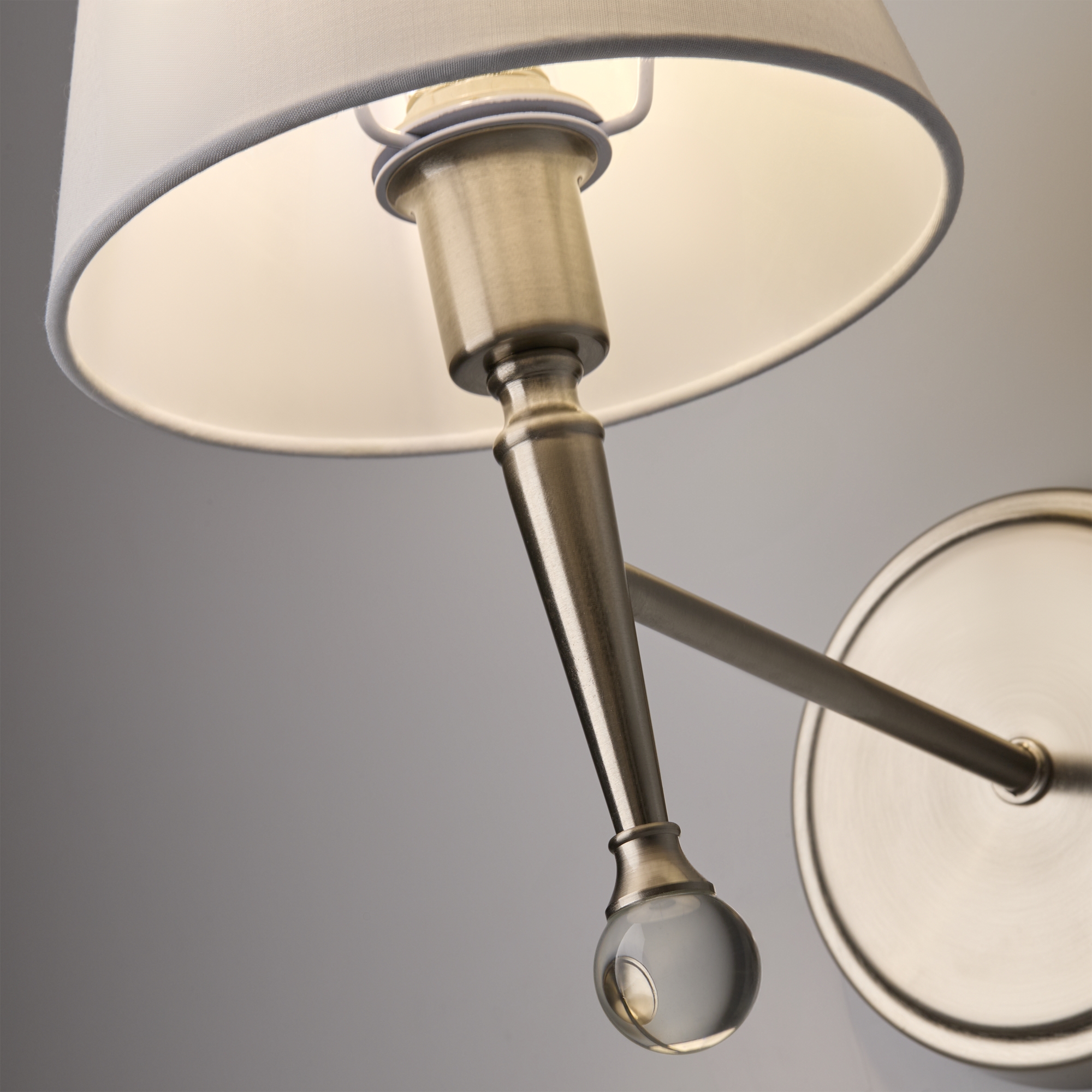 картинка Настенный светильник (бра) Freya FR2190WL-01N от магазина pro-decor.kz