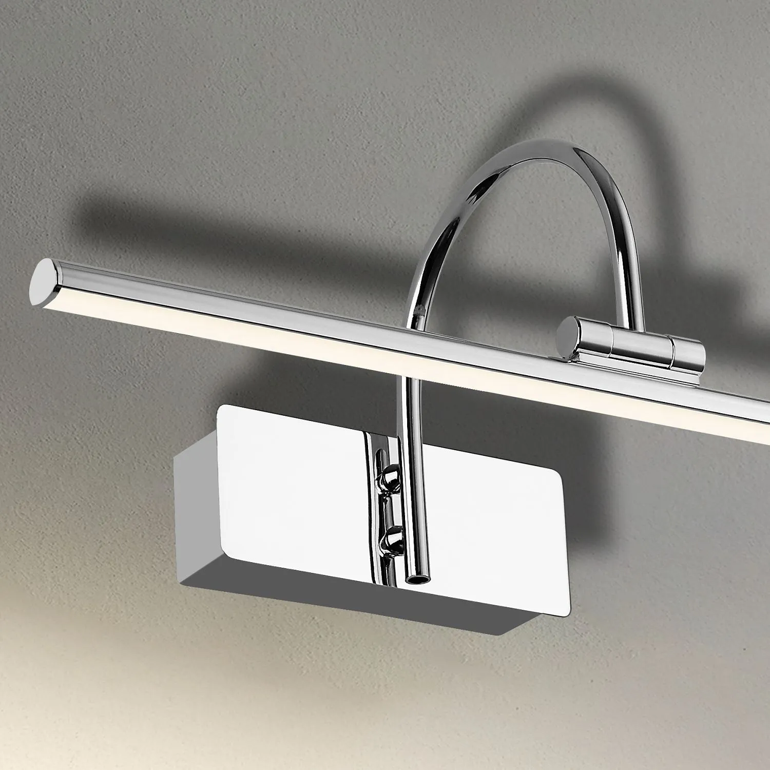 картинка Подсветка для картин Favourite Strenuus 2431-1W магазин pro-decor.kz являющийся официальным дистрибьютором в Казахстане картинка Подсветка для картин Favourite Strenuus 2431-1W от магазина pro-decor.kz