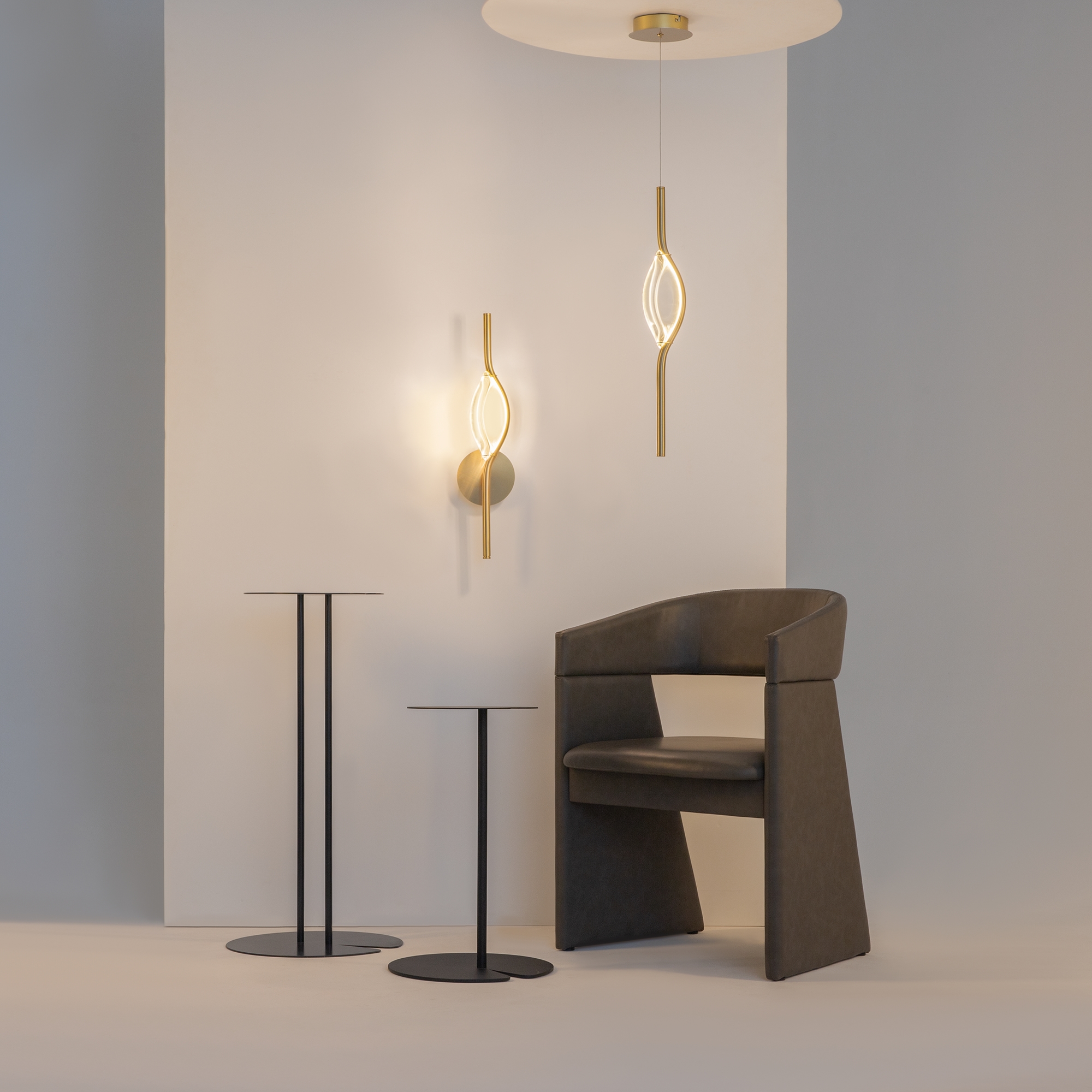 картинка Настенный светильник (бра) Maytoni MOD347WL-L8BS3K магазин pro-decor.kz являющийся официальным дистрибьютором в Казахстане картинка Настенный светильник (бра) Maytoni MOD347WL-L8BS3K от магазина pro-decor.kz