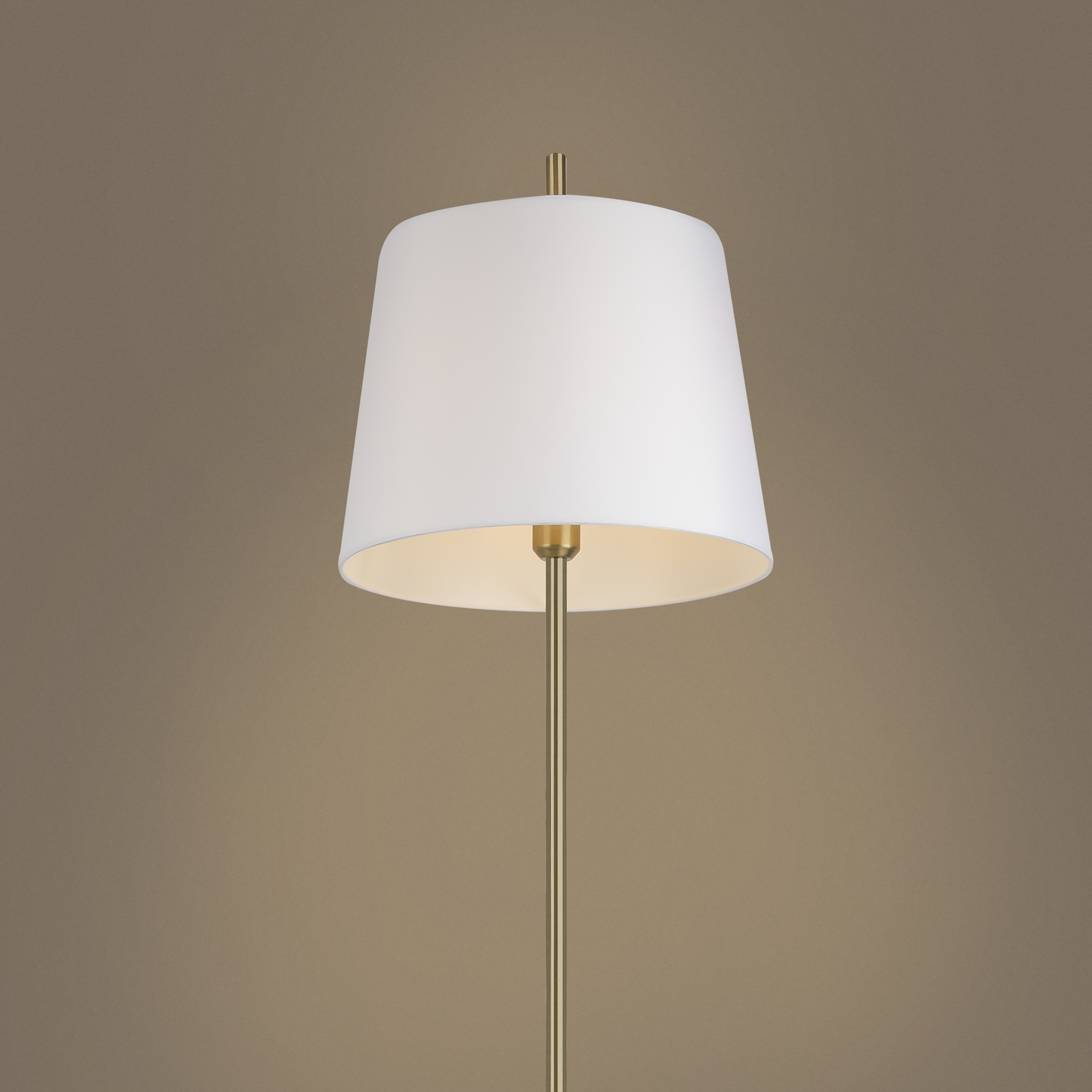 картинка Торшер Freya Sandy FR5118FL-01BS от магазина pro-decor.kz