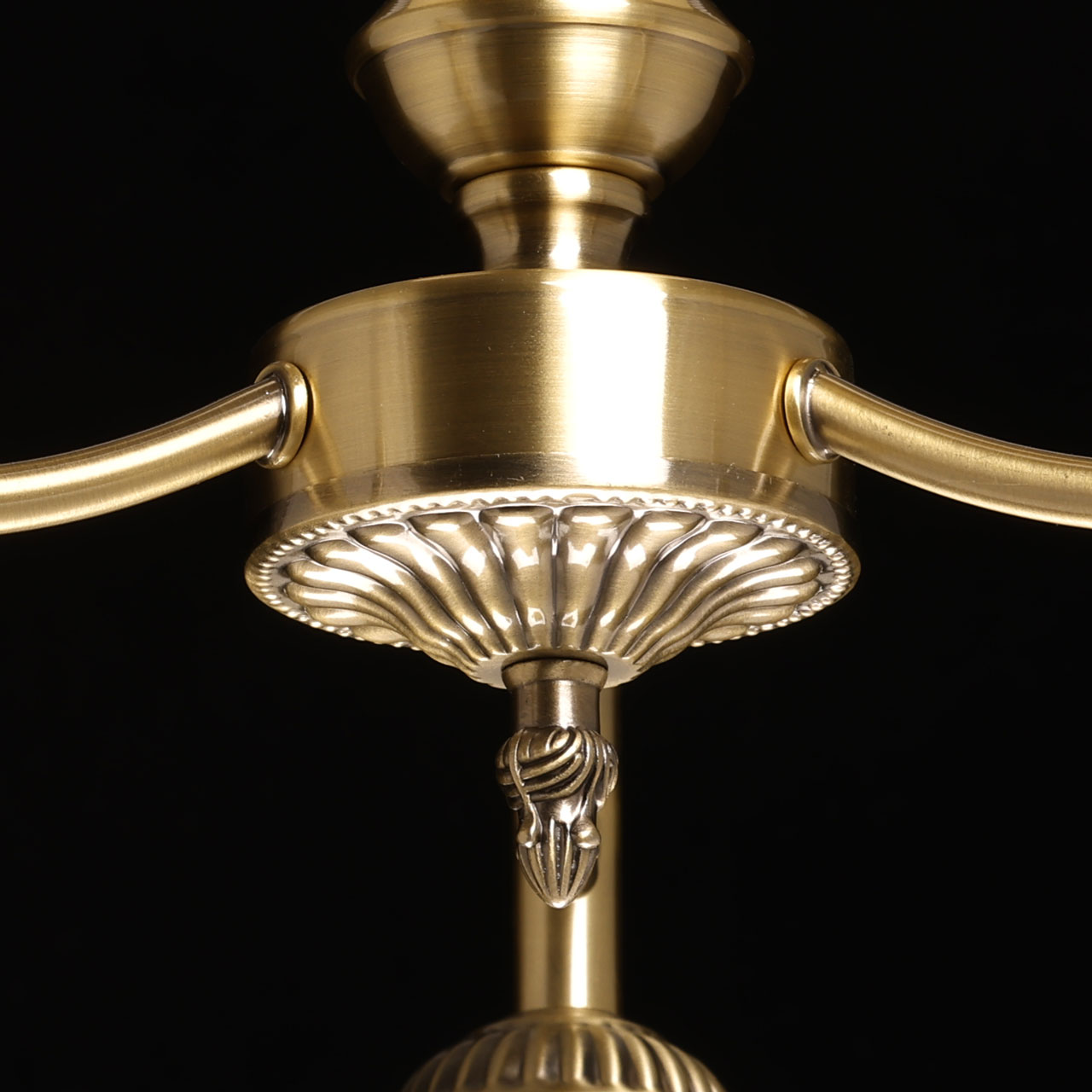 картинка 318015503 Олимп MW-light Потолочная люстра магазин pro-decor.kz являющийся официальным дистрибьютором в Казахстане картинка 318015503 Олимп MW-light Потолочная люстра от магазина pro-decor.kz