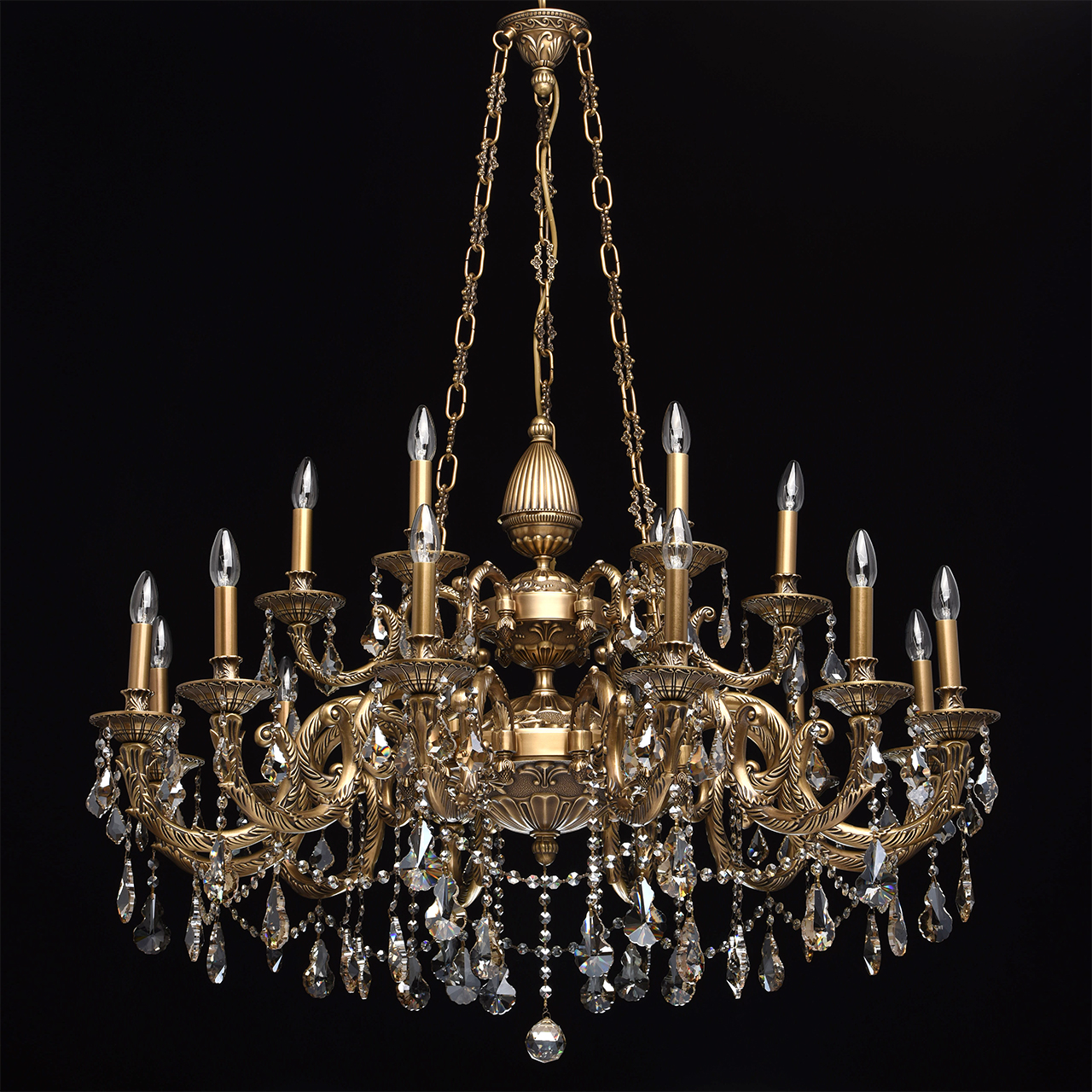 картинка Подвесная люстра Chiaro Габриэль 491010918 магазин pro-decor.kz являющийся официальным дистрибьютором в Казахстане картинка Подвесная люстра Chiaro Габриэль 491010918 от магазина pro-decor.kz