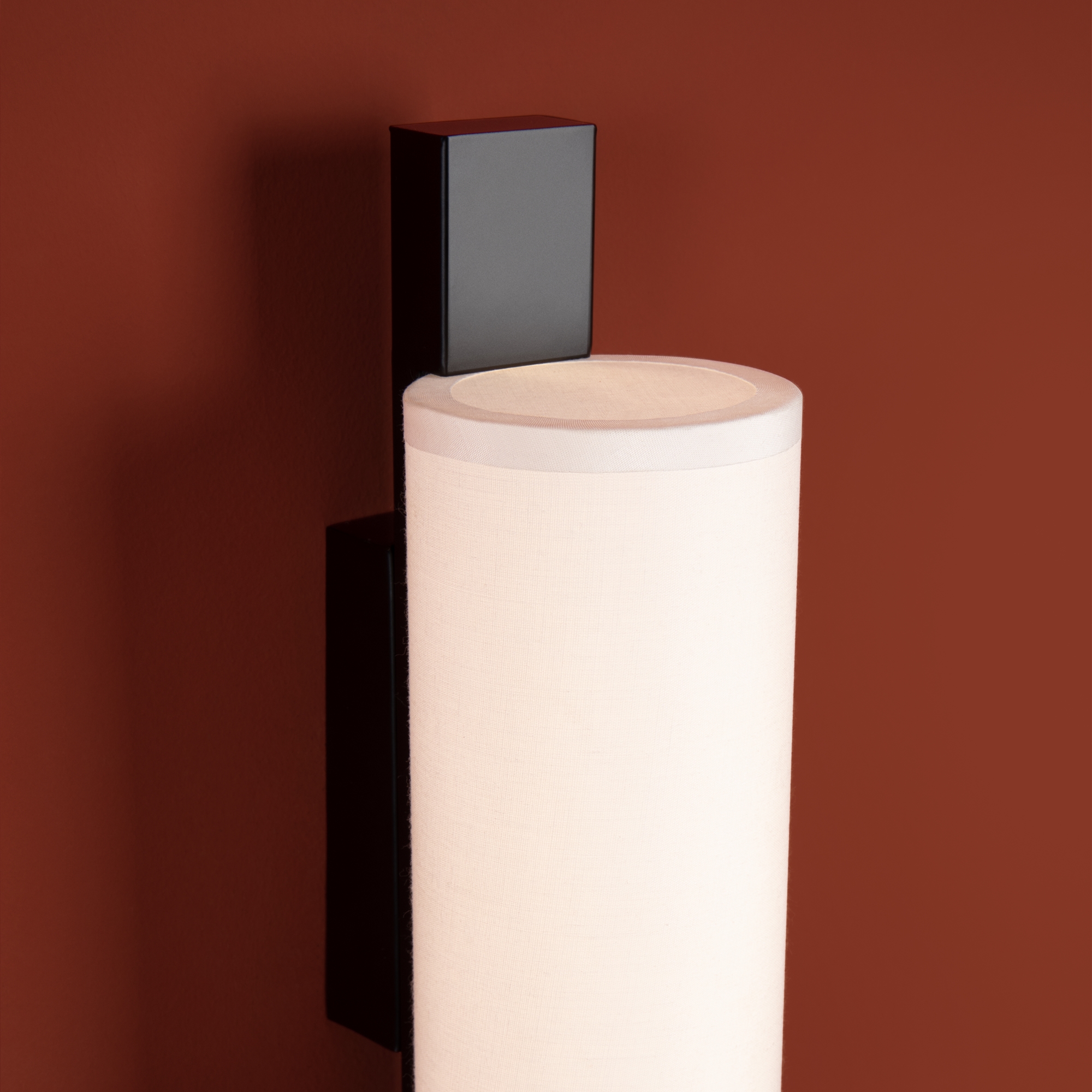 картинка Настенный светильник (бра) Freya FR5625WL-L10B Even от магазина pro-decor.kz