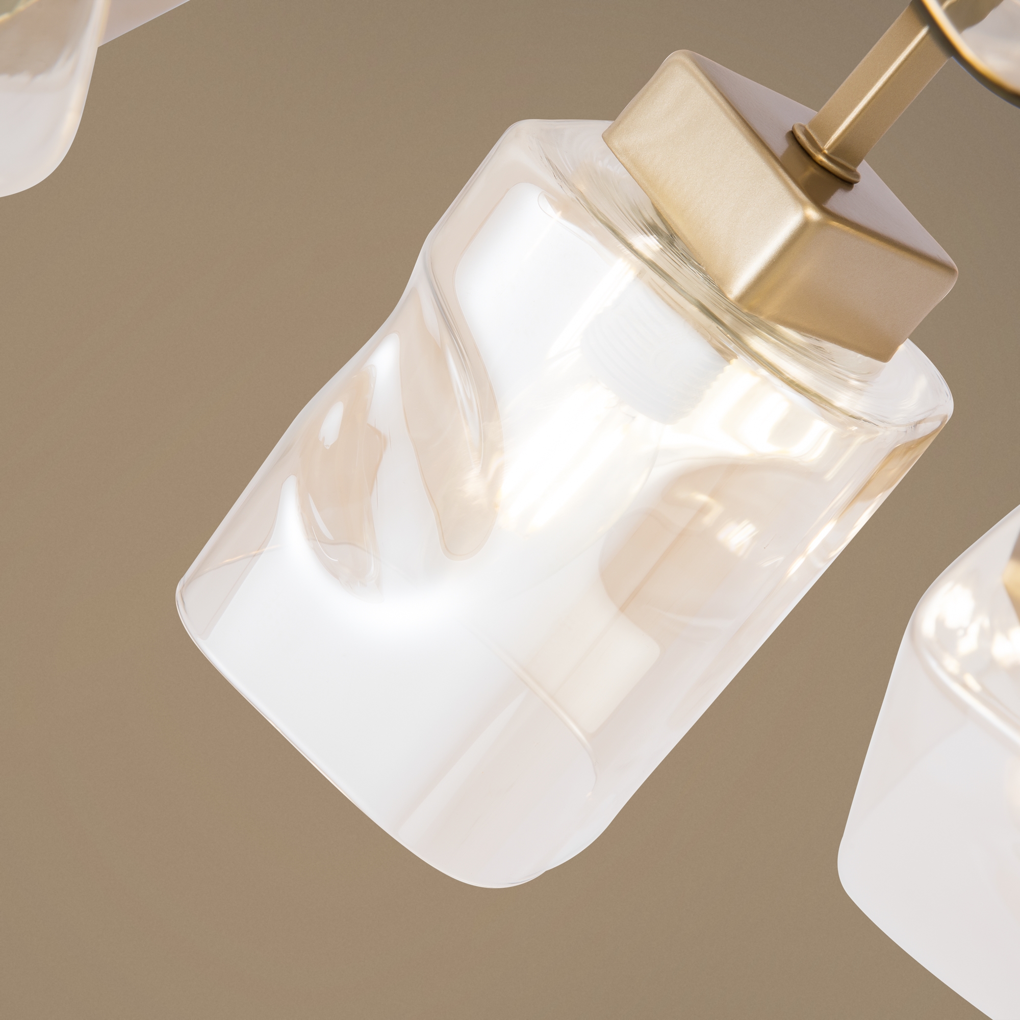 картинка Потолочная люстра Freya Isabella FR5095CL-06G магазин pro-decor.kz являющийся официальным дистрибьютором в Казахстане картинка Потолочная люстра Freya Isabella FR5095CL-06G от магазина pro-decor.kz