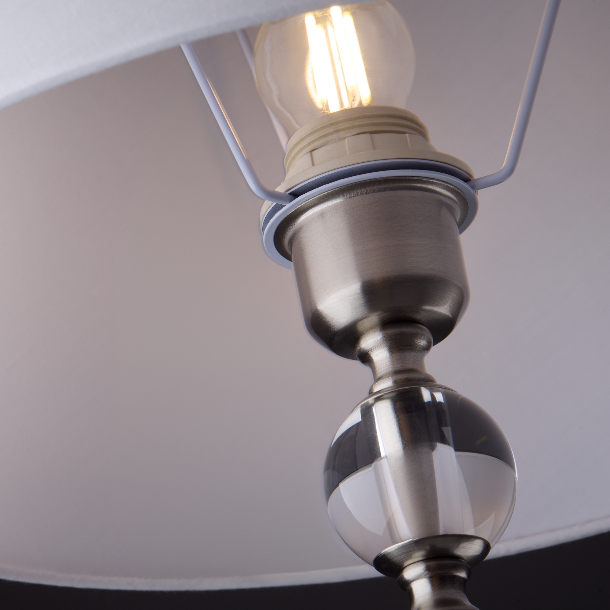 картинка Напольный светильник (торшер) Freya FR2190FL-01N от магазина pro-decor.kz