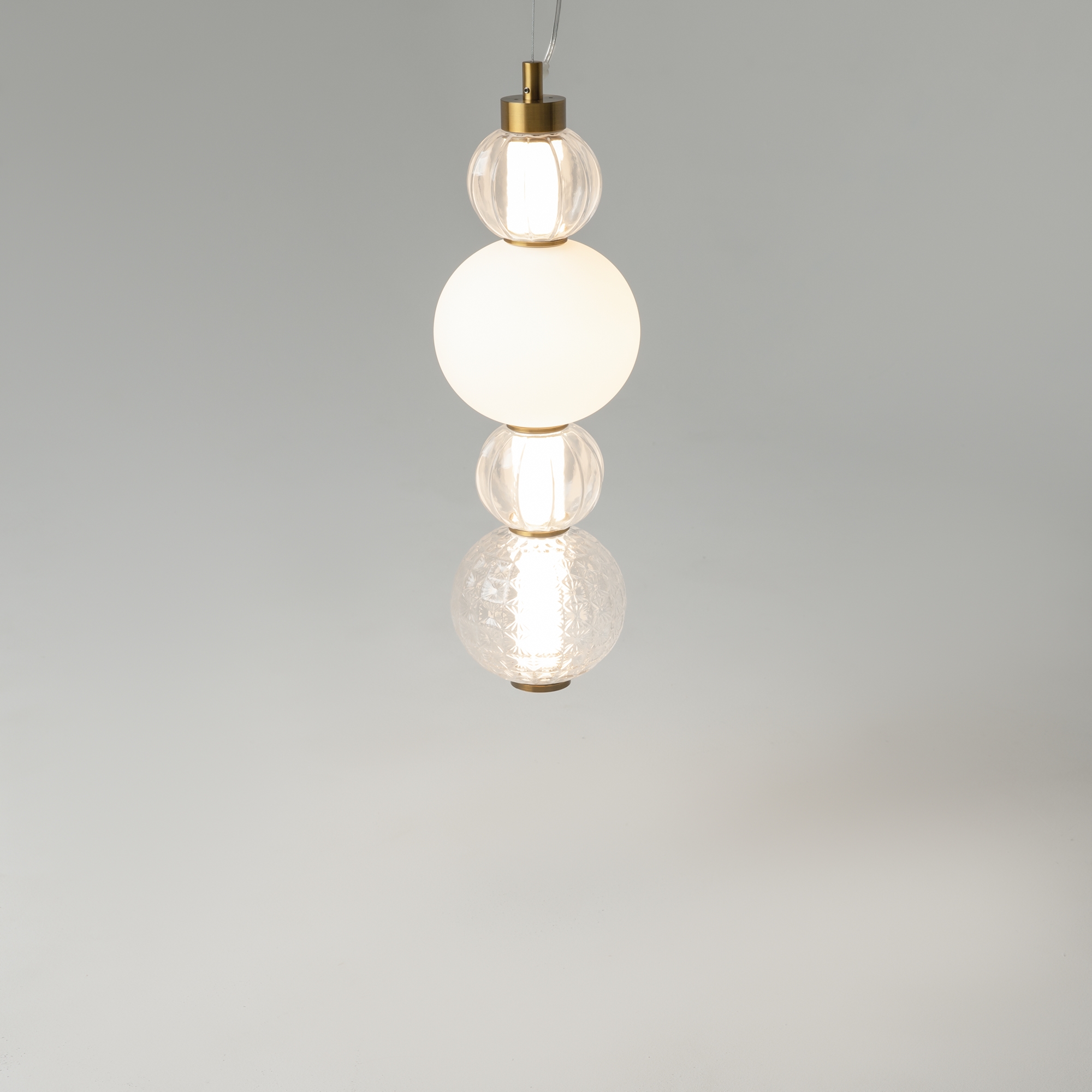 картинка Подвесной светильник Maytoni P069PL-L17G3K от магазина pro-decor.kz