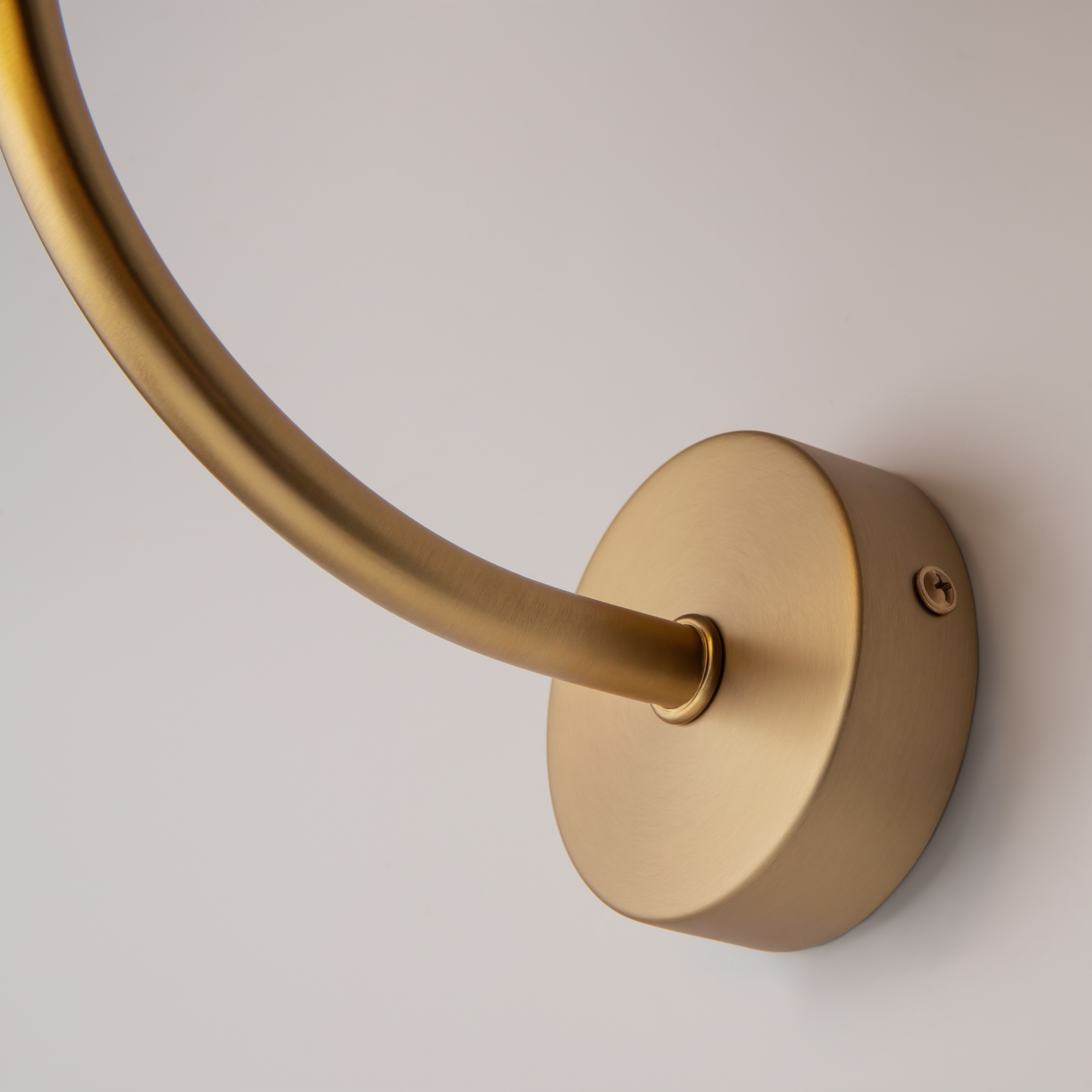 картинка Бра Maytoni MOD109WL-01BS магазин pro-decor.kz являющийся официальным дистрибьютором в Казахстане картинка Бра Maytoni MOD109WL-01BS от магазина pro-decor.kz