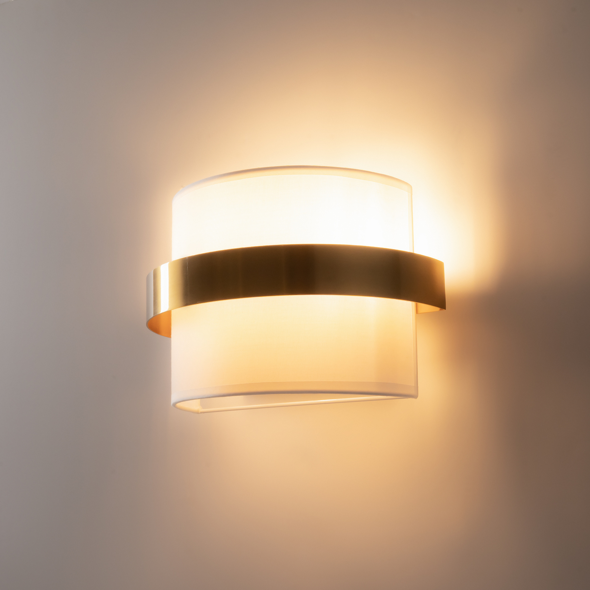 картинка Настенный светильник Freya FR5367WL-02BS от магазина pro-decor.kz