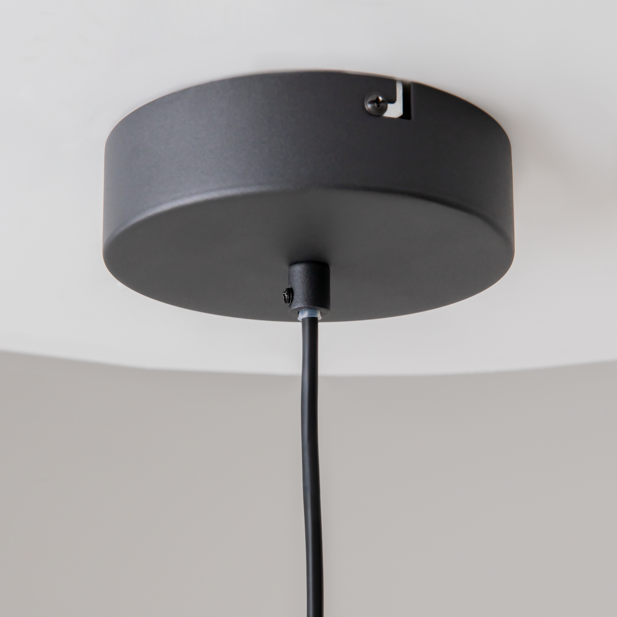 картинка Подвесной светильник Maytoni MOD307PL-L36B3K от магазина pro-decor.kz