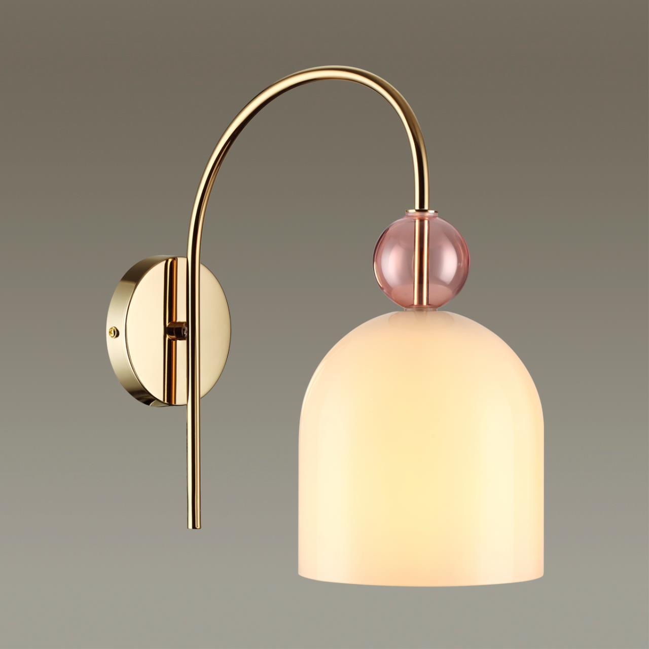 картинка Бра Lumion Suspentioni Gillian 4589/1W от магазина pro-decor.kz