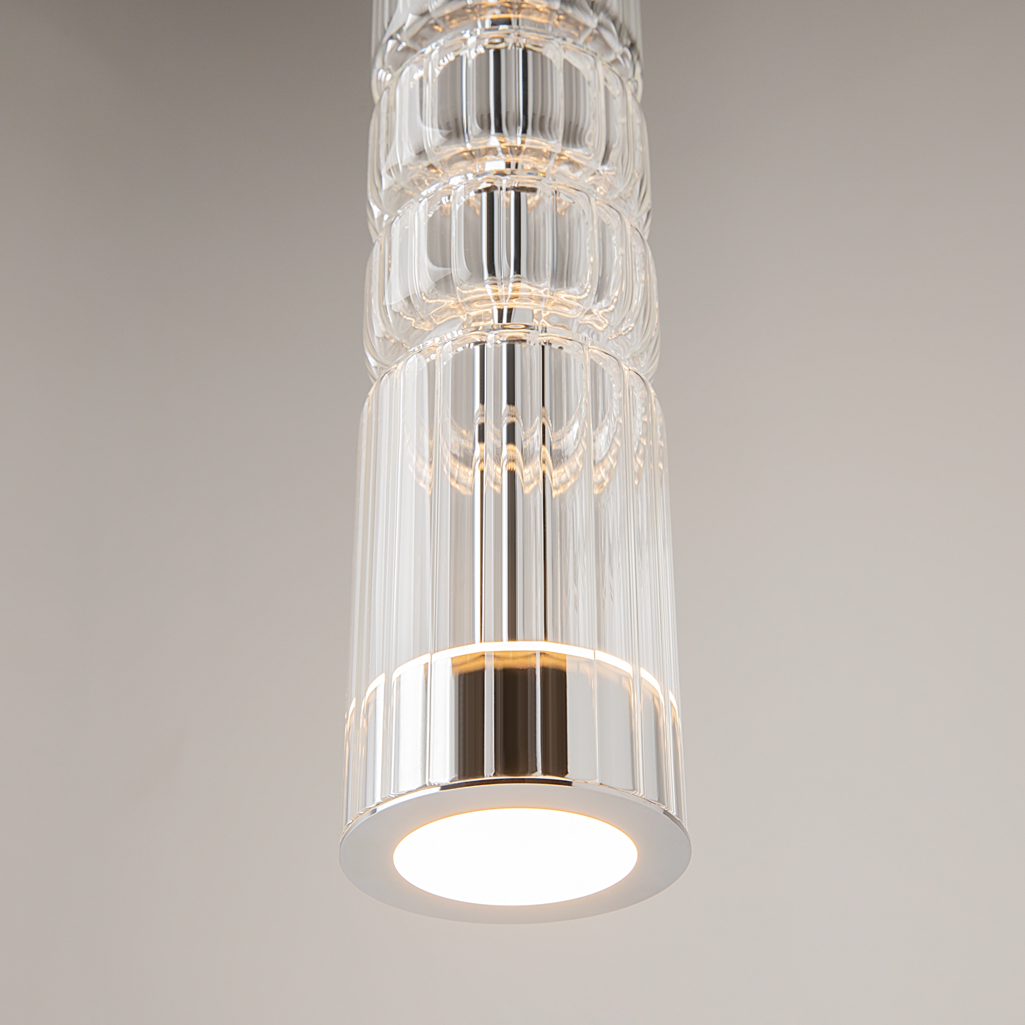 картинка Подвесной светильник Maytoni MOD272PL-L12CH3K от магазина pro-decor.kz