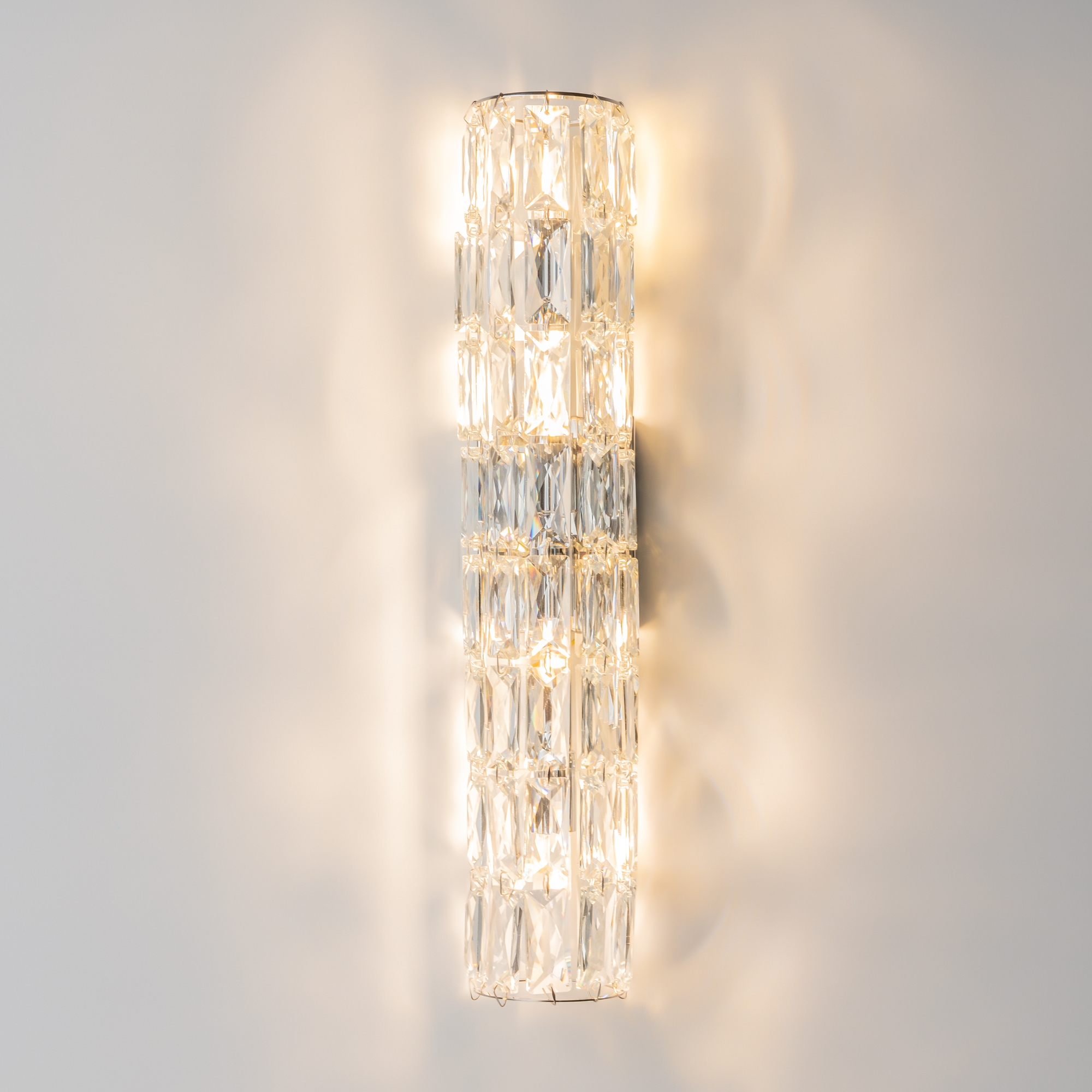 картинка Бра Maytoni Talento DIA008WL-02CH магазин pro-decor.kz являющийся официальным дистрибьютором в Казахстане картинка Бра Maytoni Talento DIA008WL-02CH от магазина pro-decor.kz