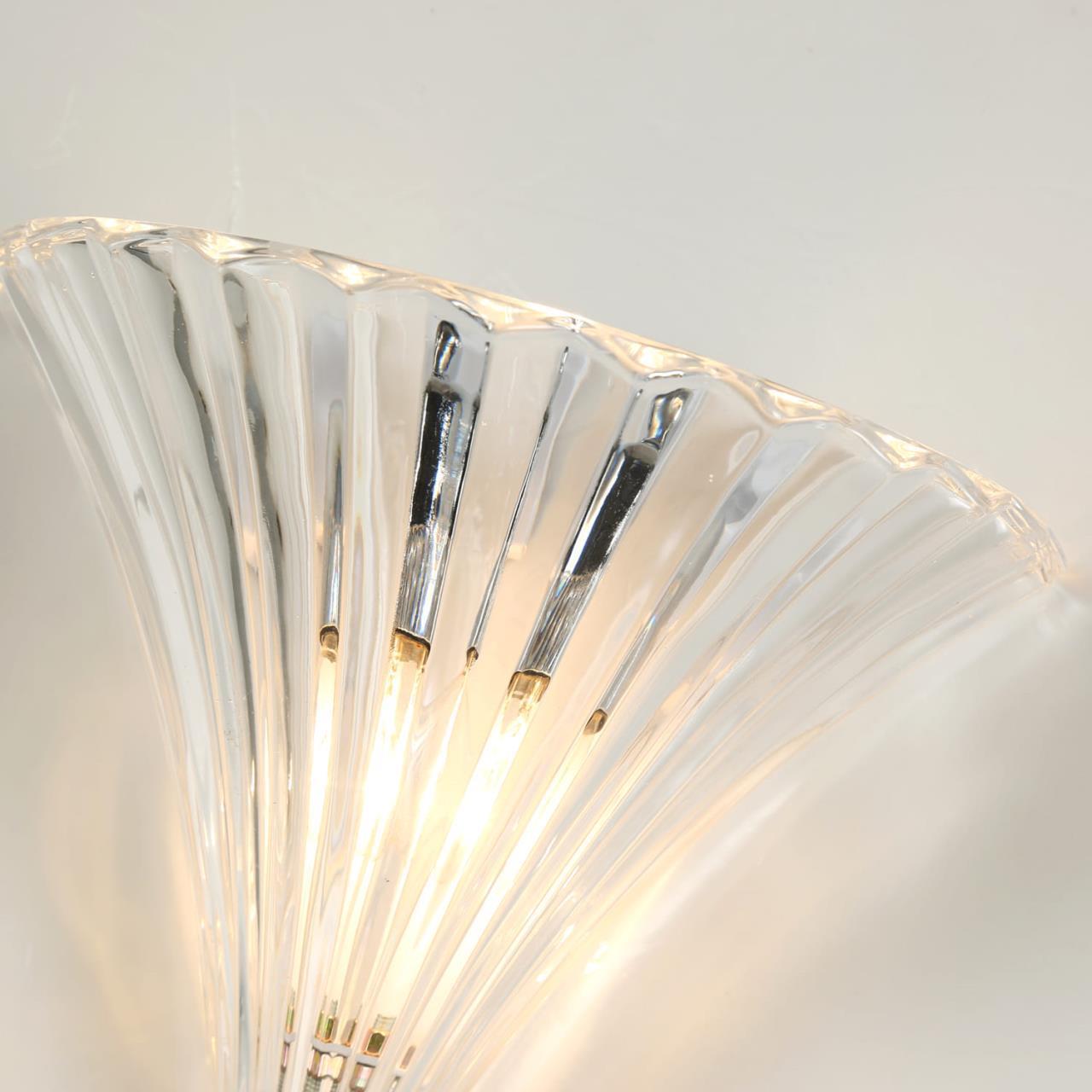 картинка Настенный светильник Favourite Iris 1696-1W от магазина pro-decor.kz