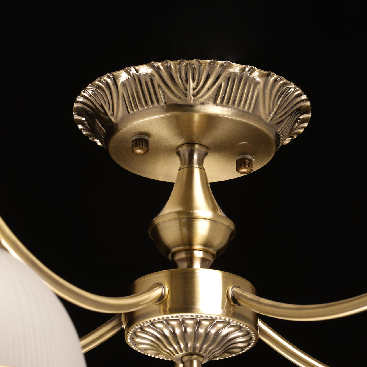 картинка 318015605 Олимп MW-light Потолочная люстра магазин pro-decor.kz являющийся официальным дистрибьютором в Казахстане картинка 318015605 Олимп MW-light Потолочная люстра от магазина pro-decor.kz