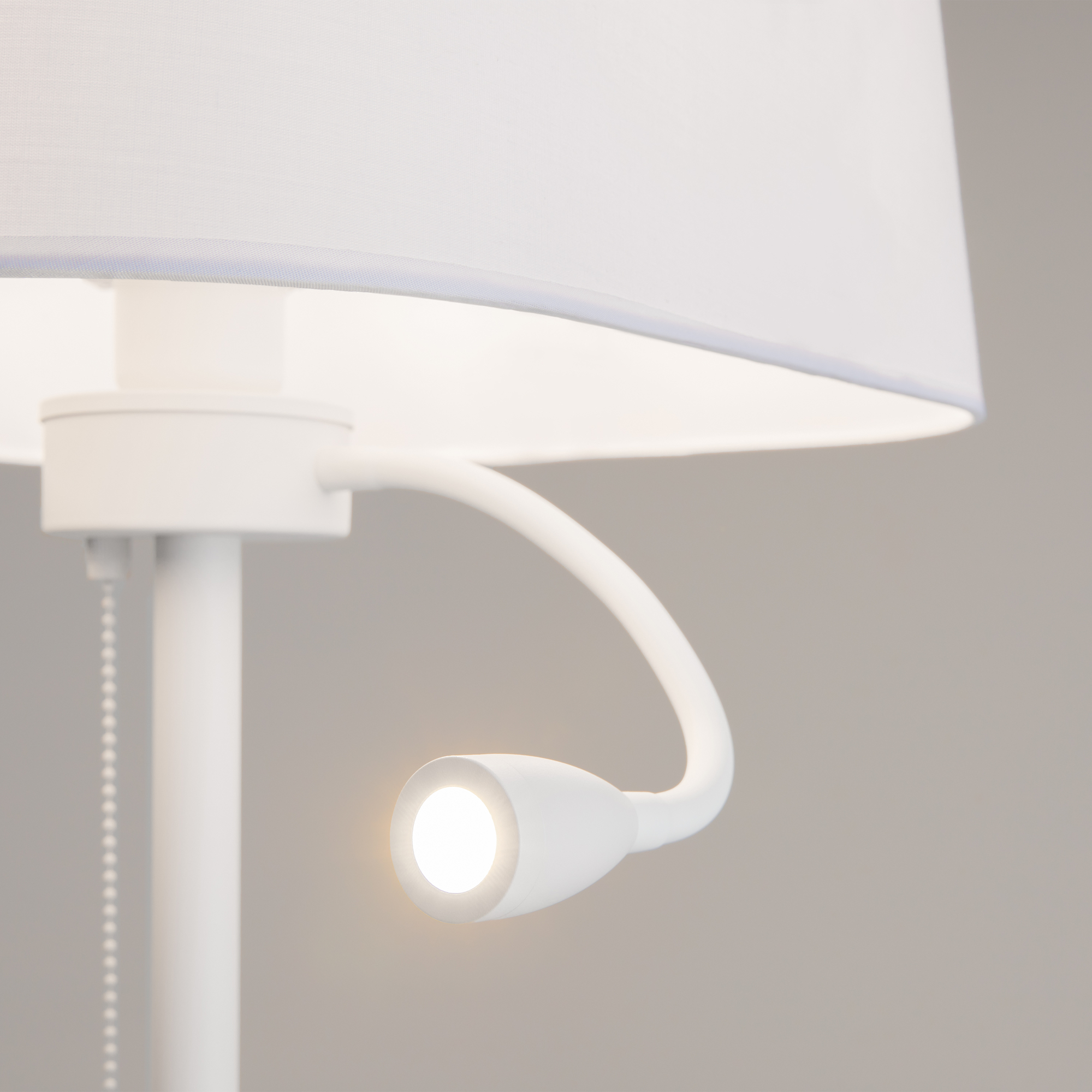 картинка Торшер Maytoni Farel Z001FL-L3W-1W от магазина pro-decor.kz