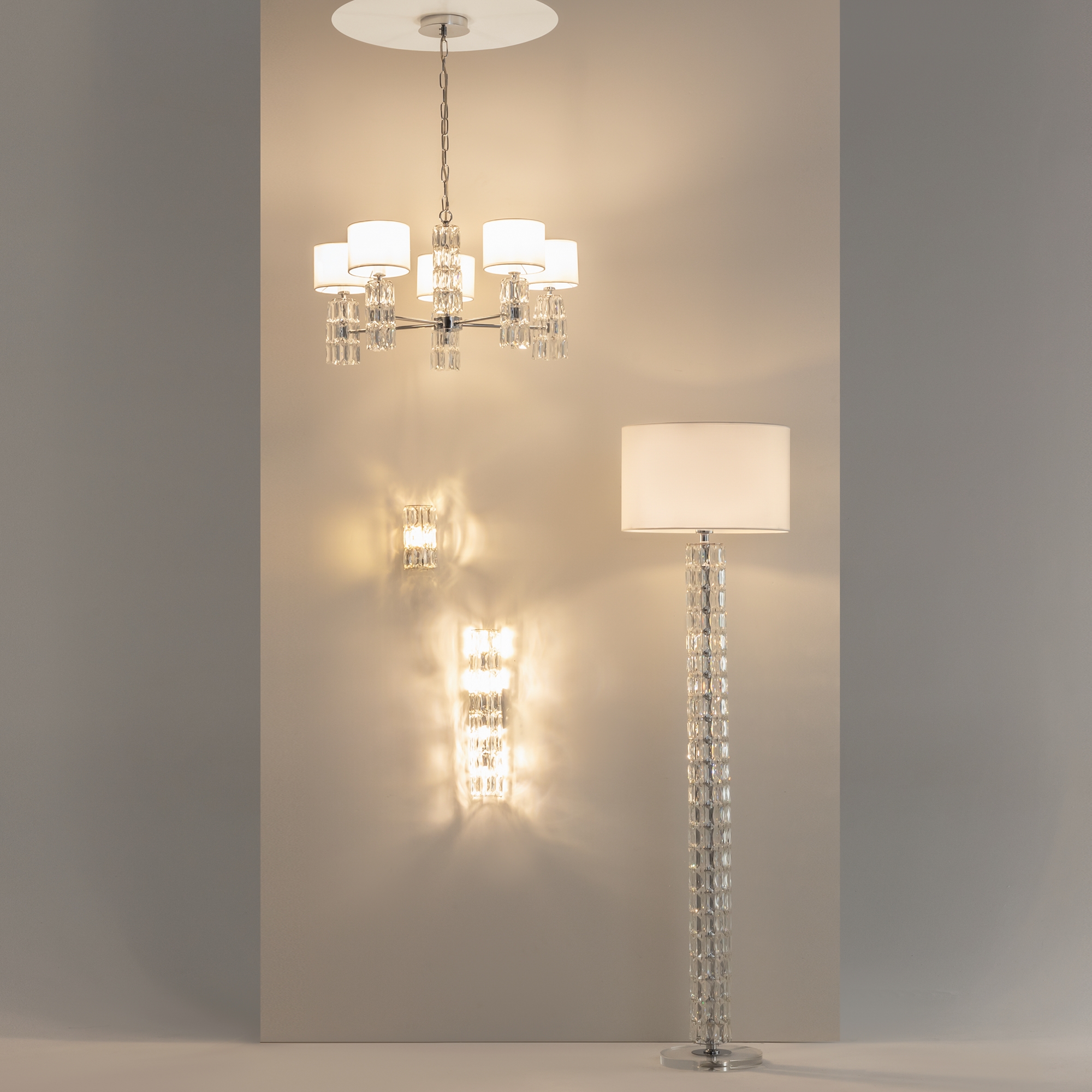 картинка Бра Maytoni Talento DIA008WL-02CH от магазина pro-decor.kz